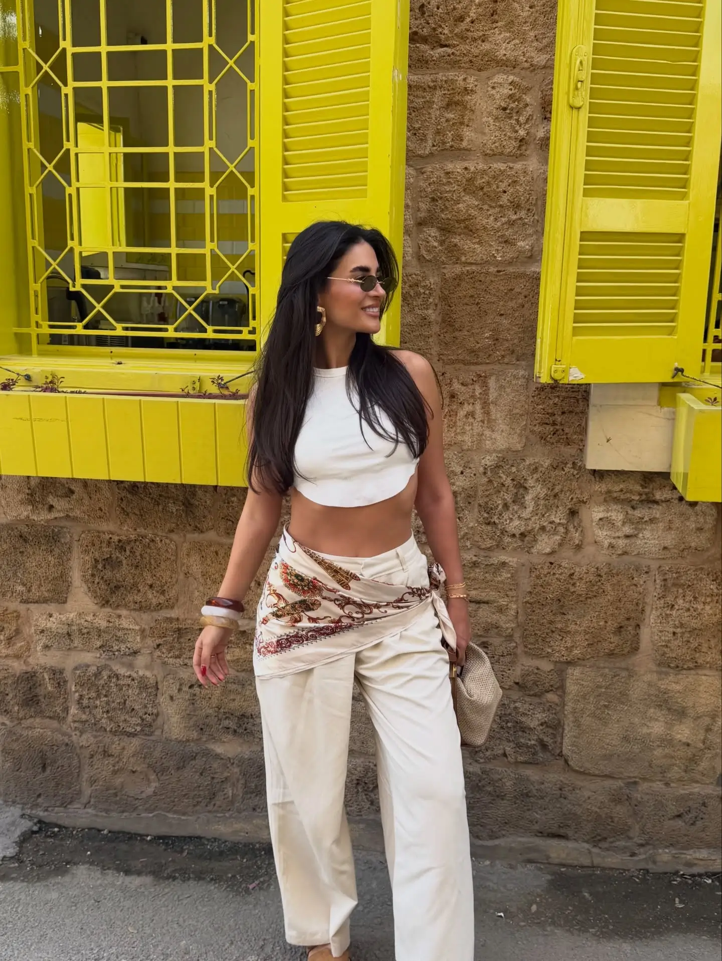 summer crop top outfits for women 2026 Soft White Layers And Effortless High Waist Balance
