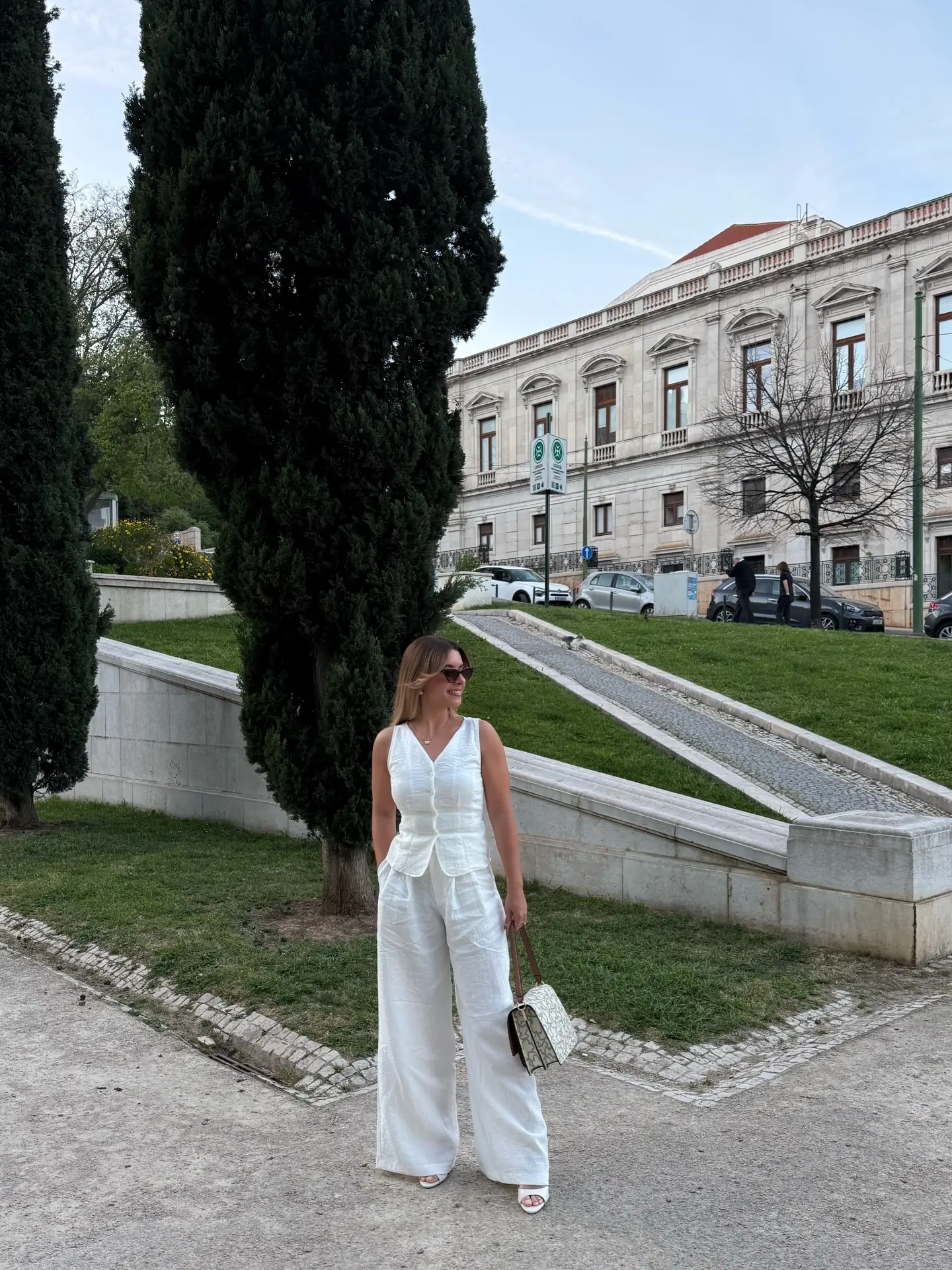 summer old money outfit for women 2026 Soft White Tailoring And Effortless Summer Confidence