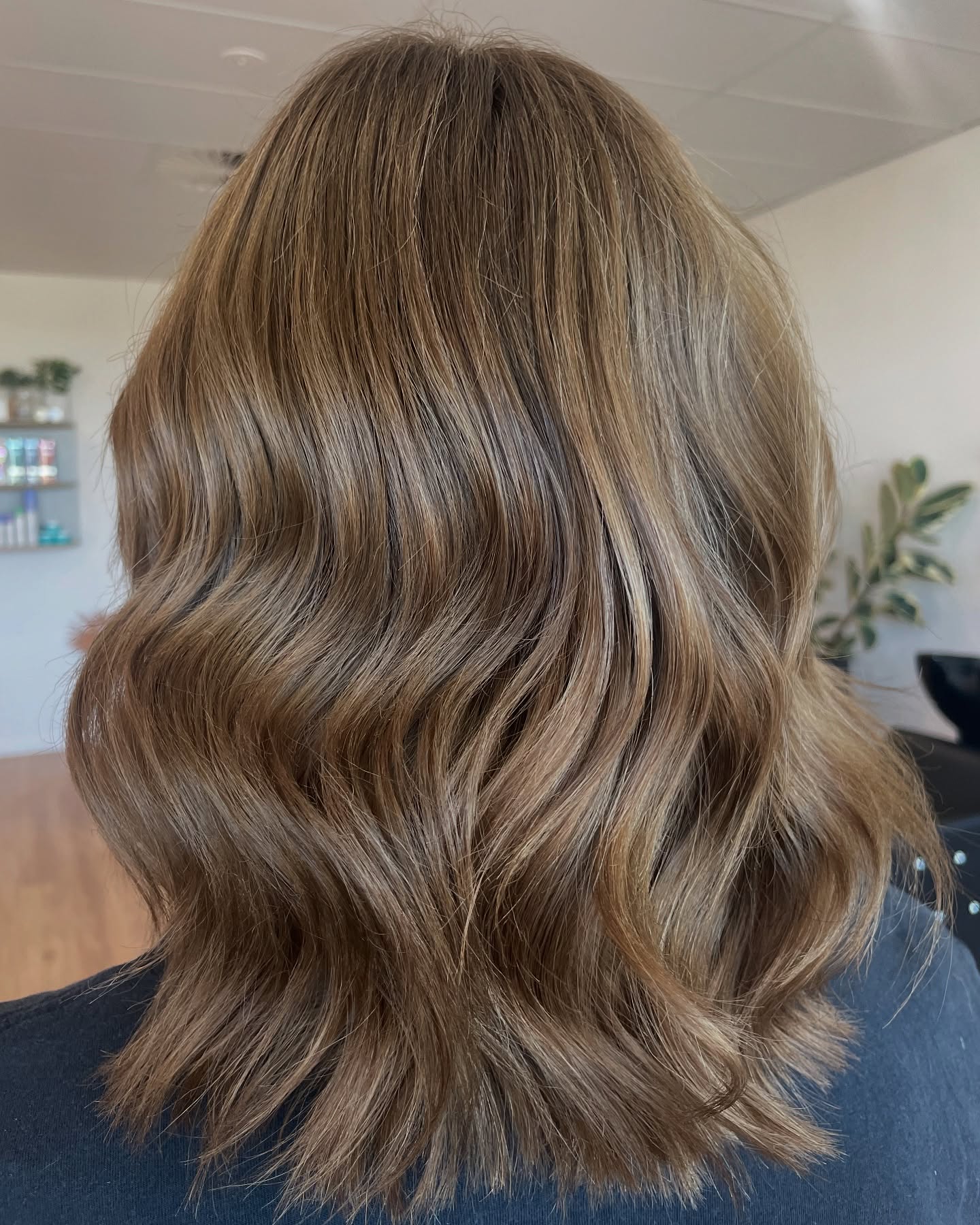light summer hair color brunette Soft Layered Brunette With Airy Light Reflections