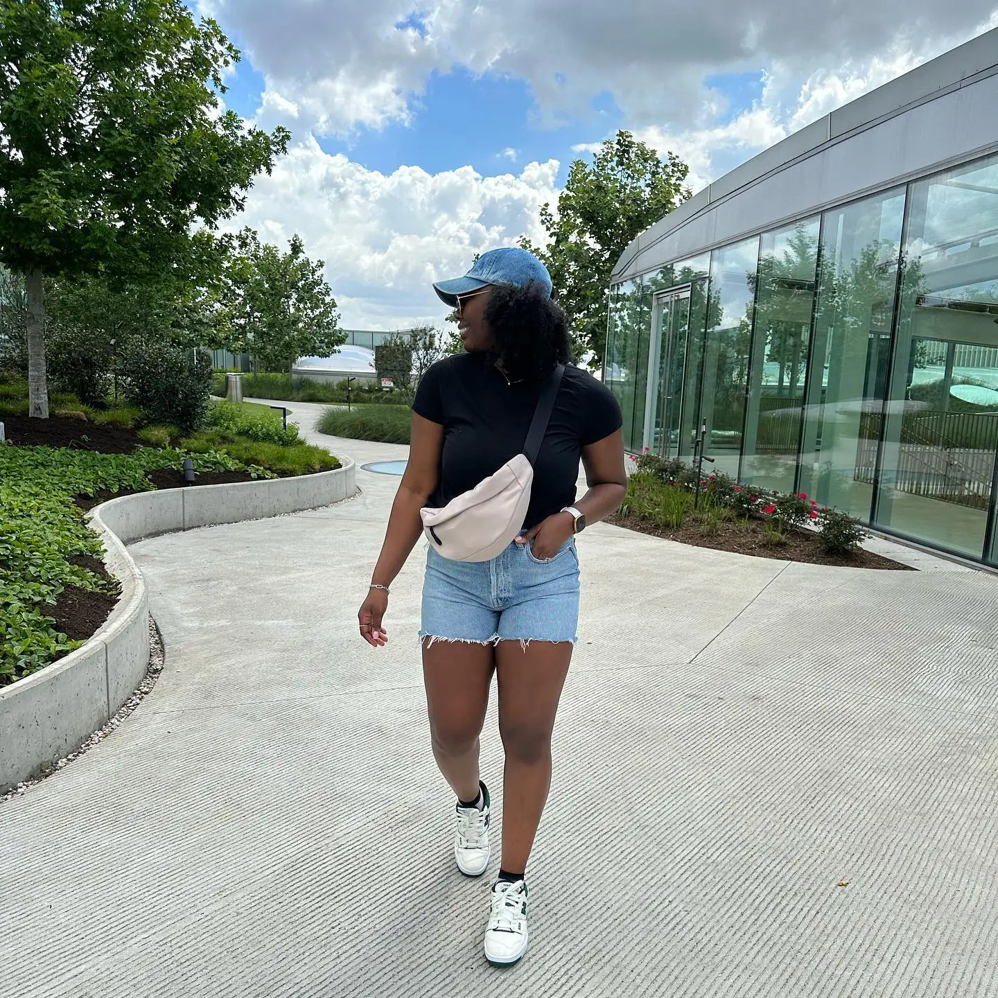 trendy summer outfits for black woman 2026 Denim Shorts And Black Tee Combo That Never Fails
