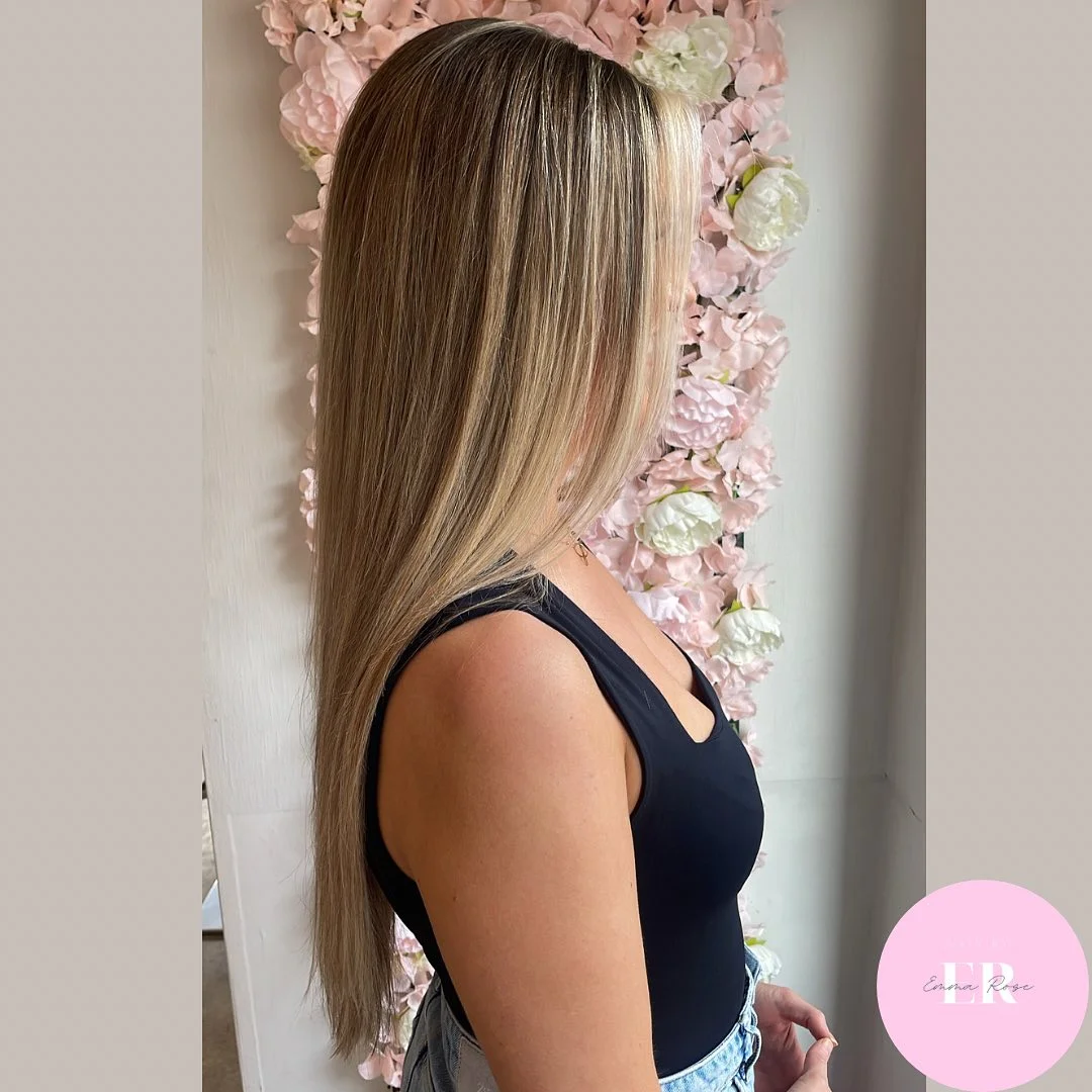 champagne summer hair color for light skin 2026 Sleek Champagne Layers With Polished Beige Shine