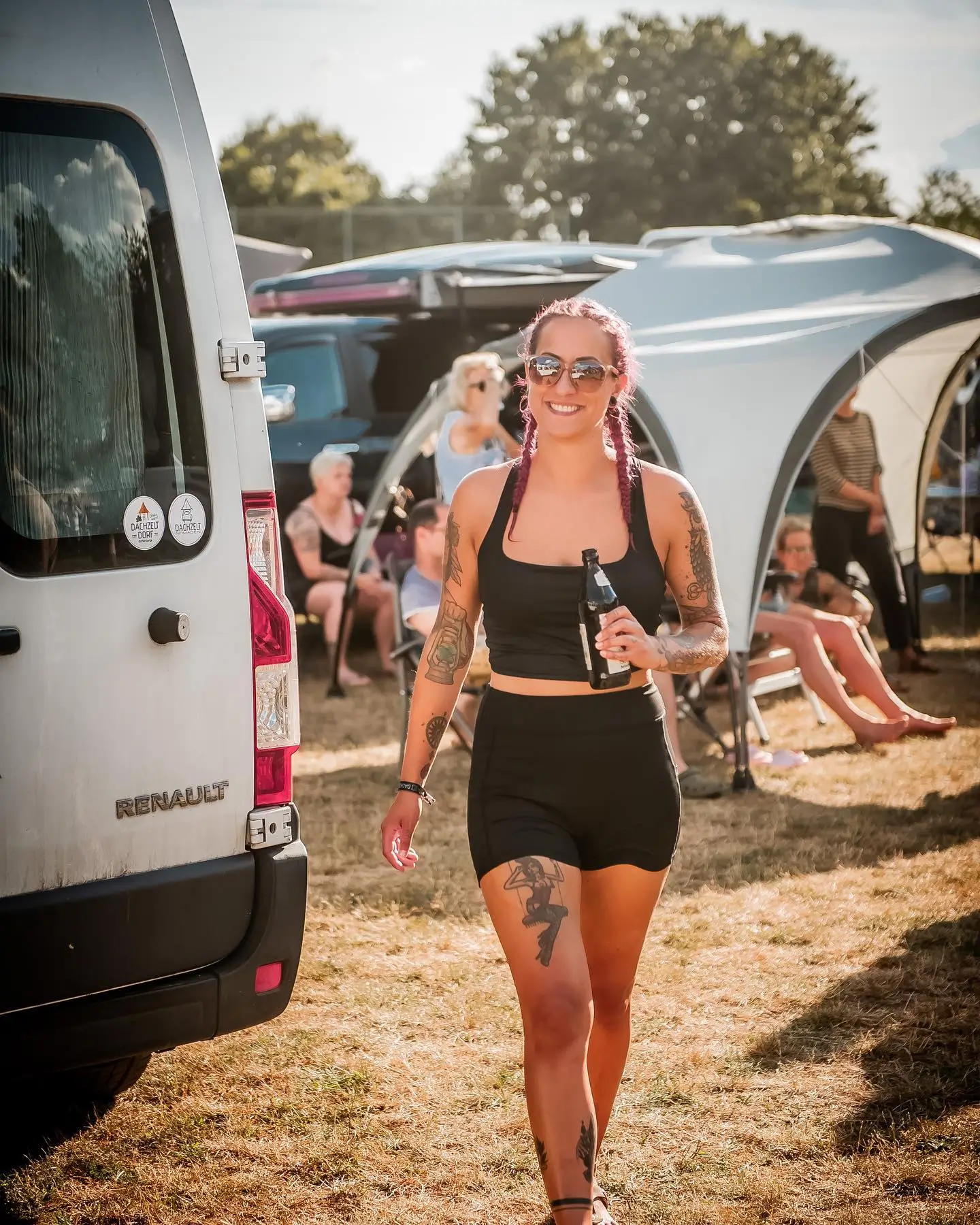 summer camping outfits for women 2026 Sporty Minimalism With A Bold Summer Edge