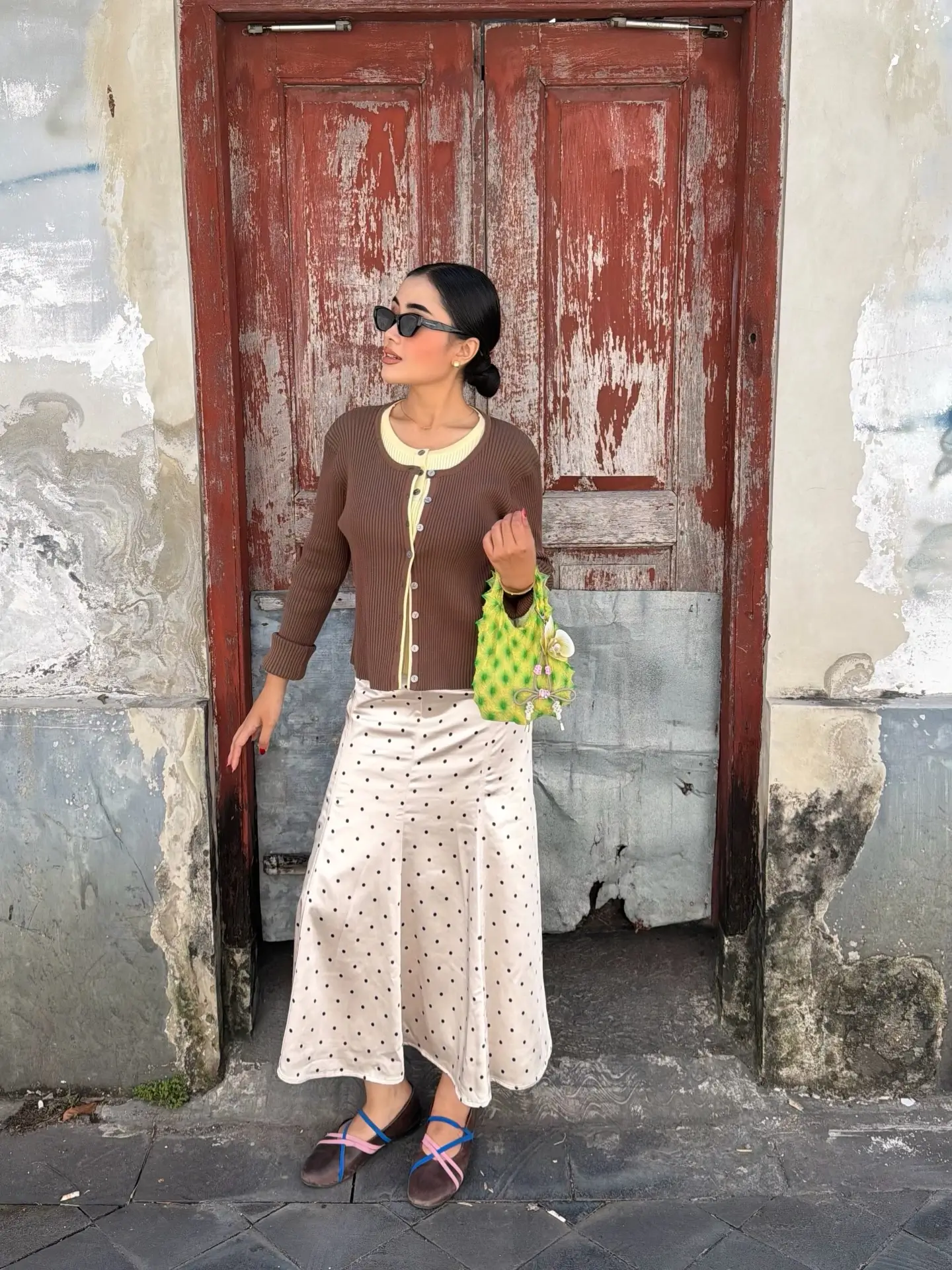 summer fashion outfits for women 2026 Soft Retro Layers With Feminine Parisian Ease