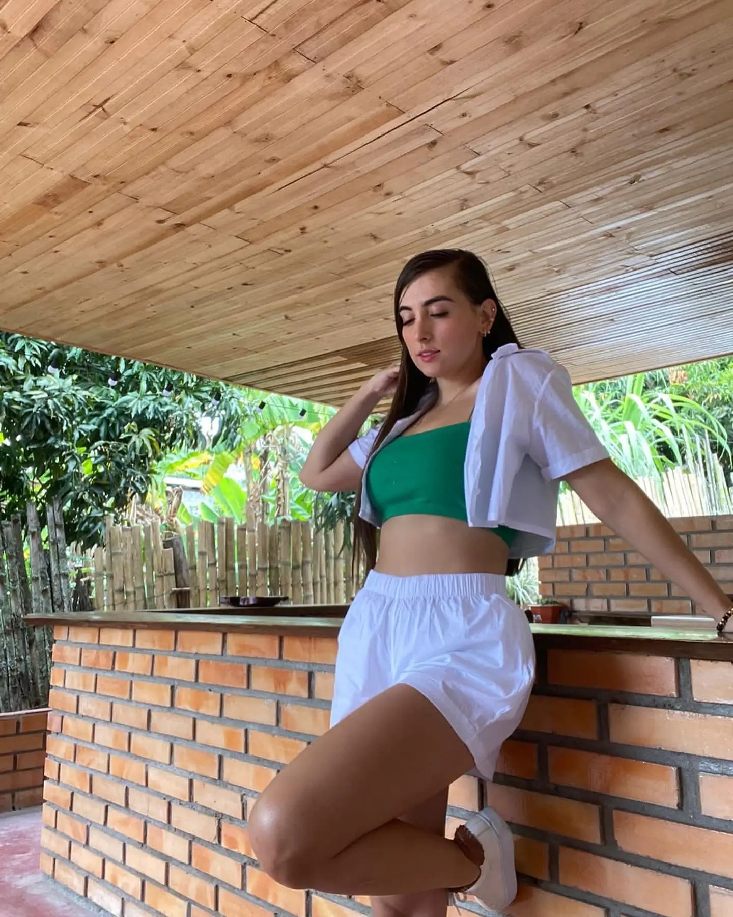 summer crop top outfits for women 2026 Fresh Green And White Set For Laid Back Summer Days