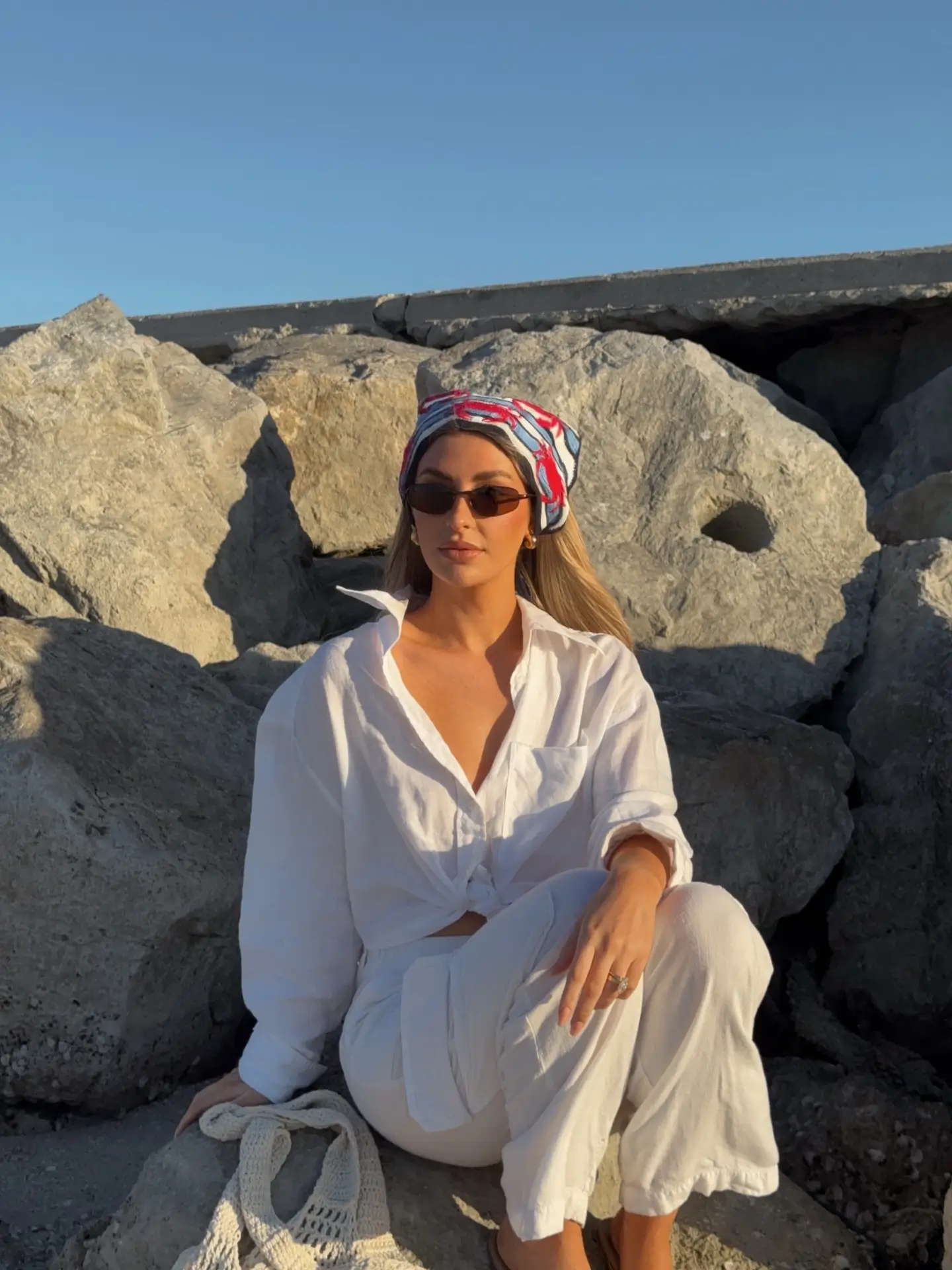 summer old money outfit for women 2026 Relaxed Linen Set And Coastal Off-Duty Mood