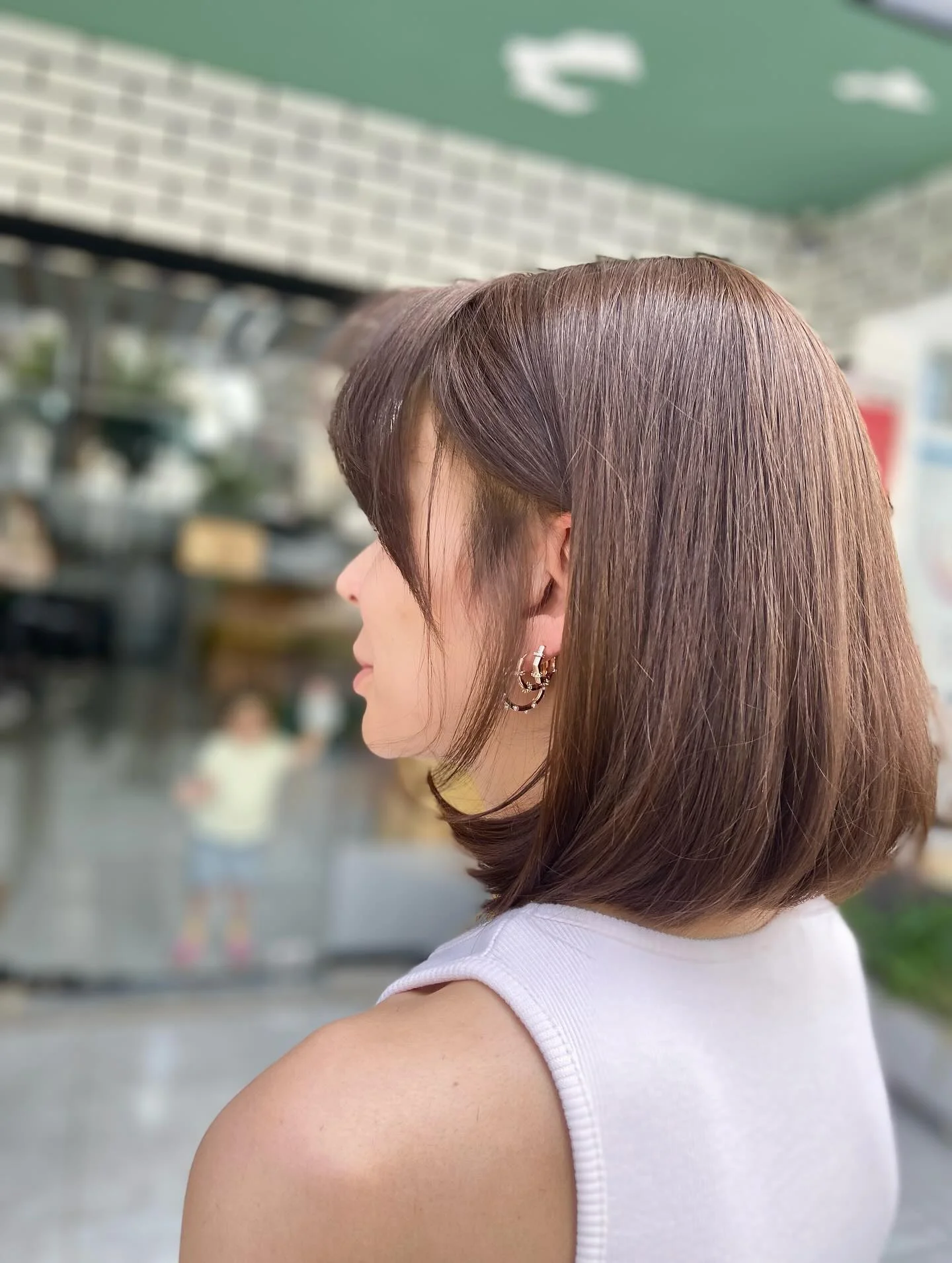 sleek summer collarbone cut 2026 Soft Curtain Bangs With Polished Collarbone Length