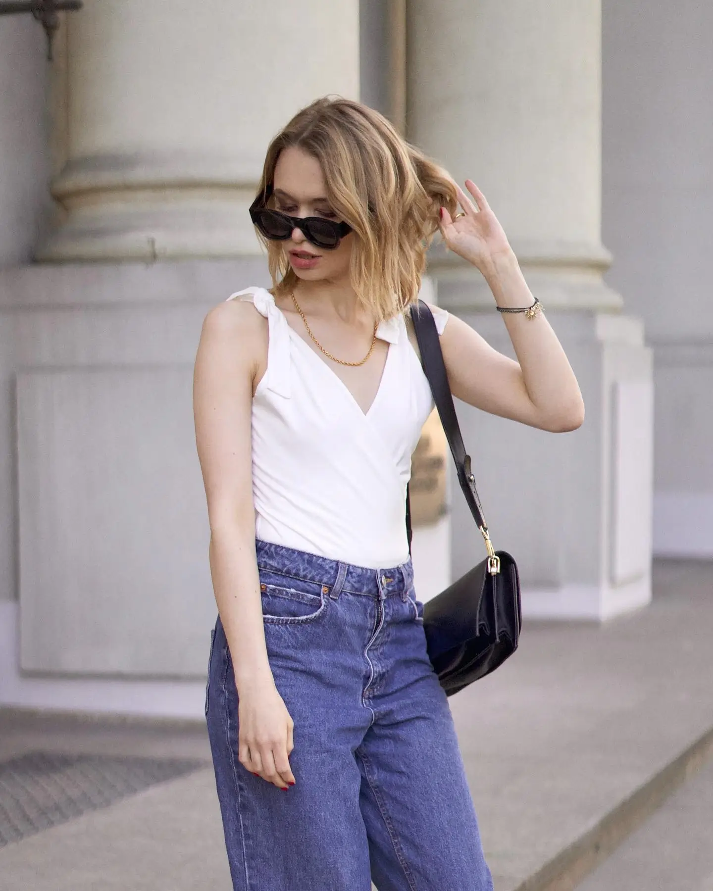 summer bodysuit outfits for women 2026 Clean White And Classic Denim Effortless City Styling