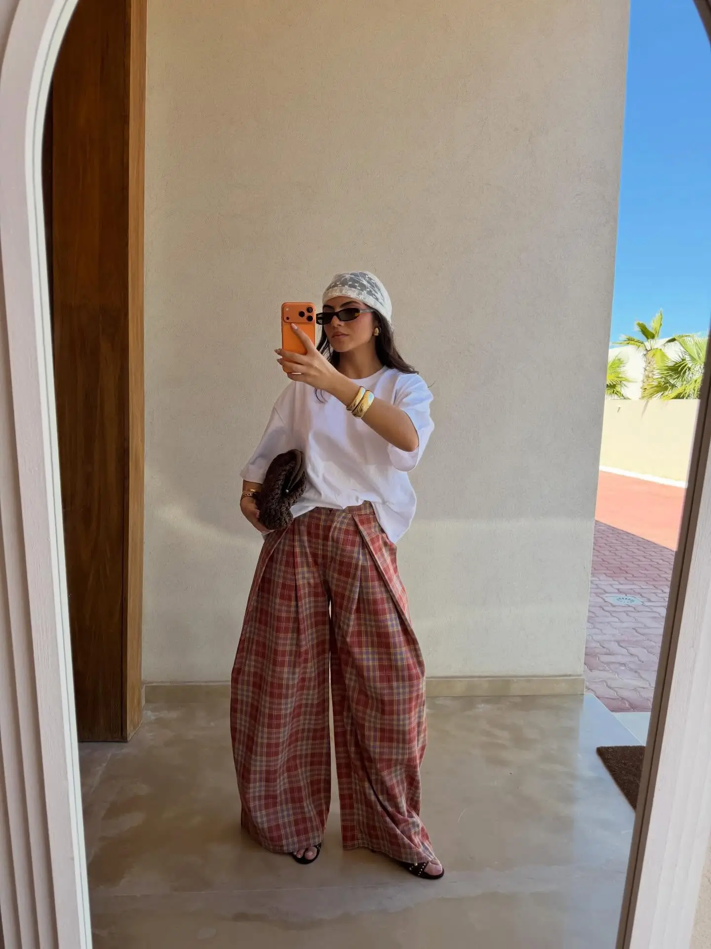 summer fashion outfits for women 2026 Relaxed Volume And Minimal Effort With Statement Pants