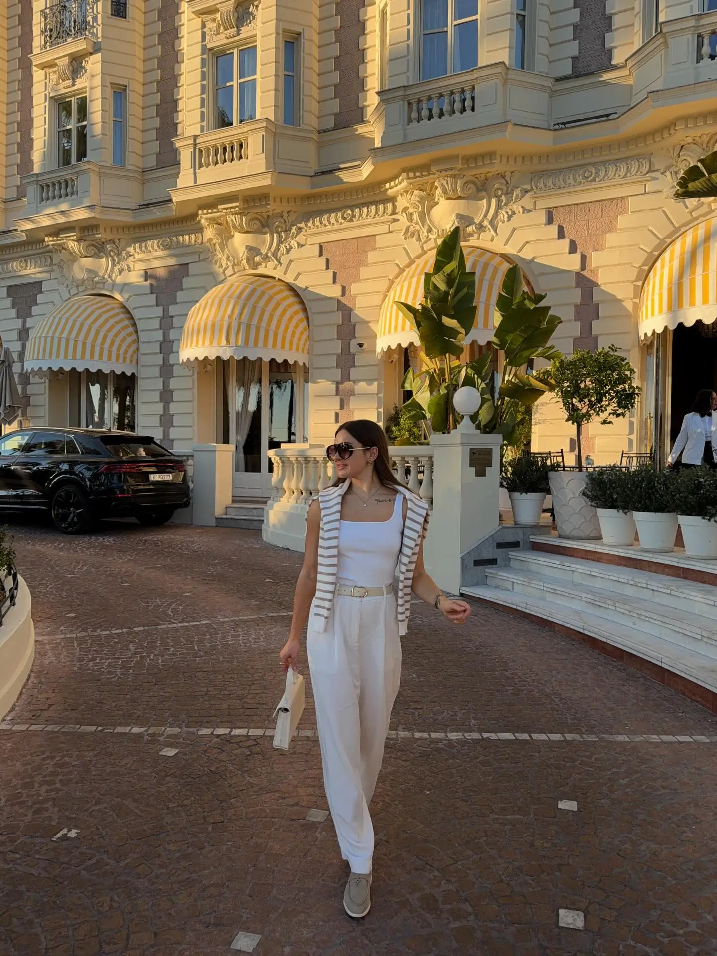 summer old money outfit for women 2026 Resort Chic With Tailored Whites And Soft Layers