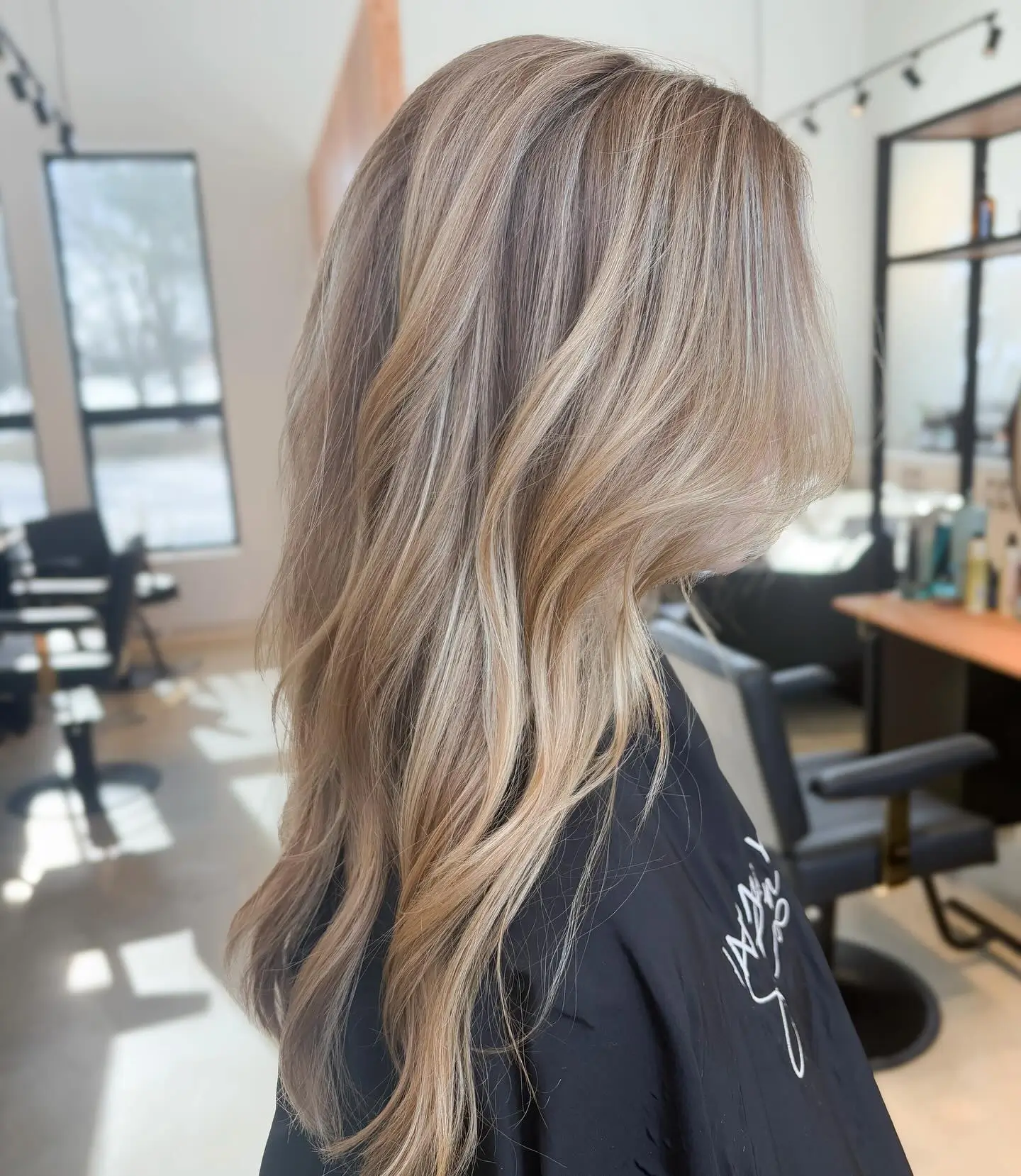 champagne summer blonde hair color 2026 Cool Champagne Balayage With Airy Movement