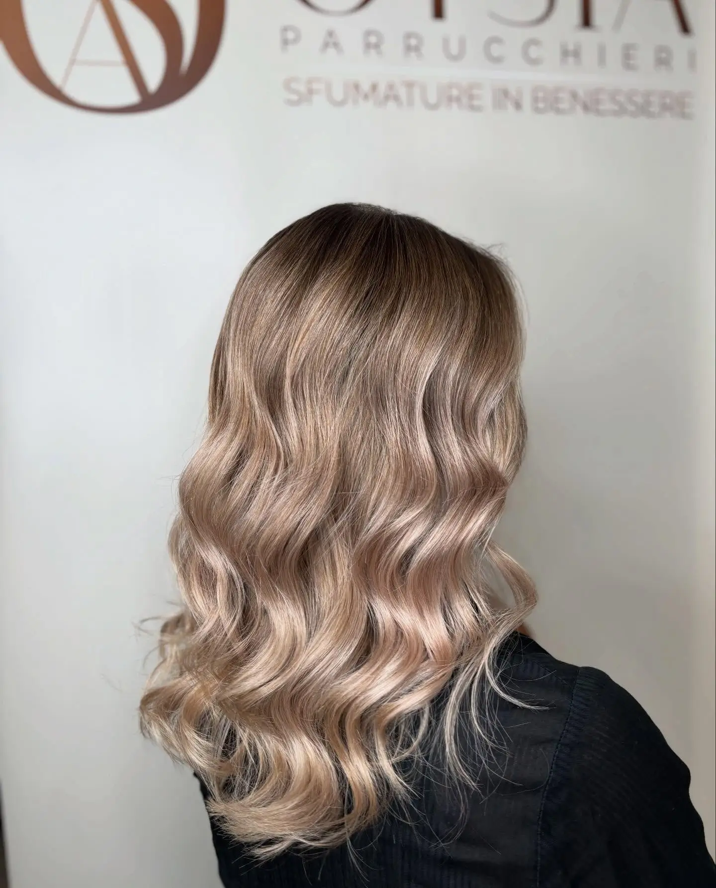 summer blonde hair color 2026 Warm Champagne Blonde With Lived In Texture
