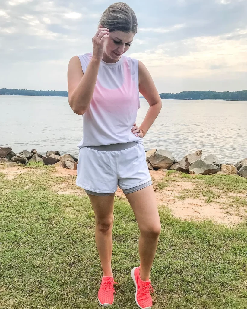 22 Summer Camping Outfits For Women 2026 - Cute, Casual And Outdoor Looks To Try