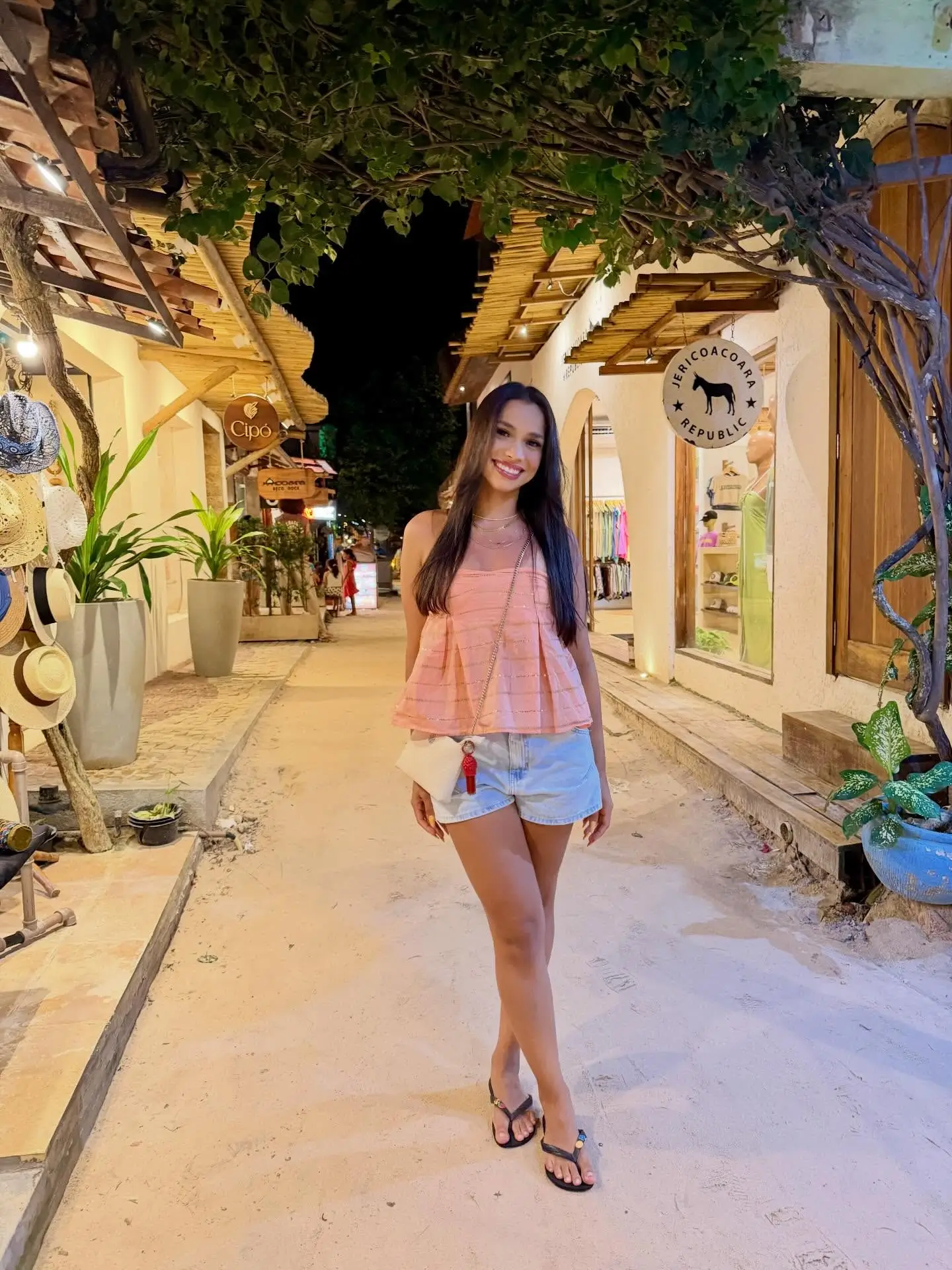 summer sleeveless tops for women 2026 Soft Pink Volume And Denim Shorts For Playful Evenings