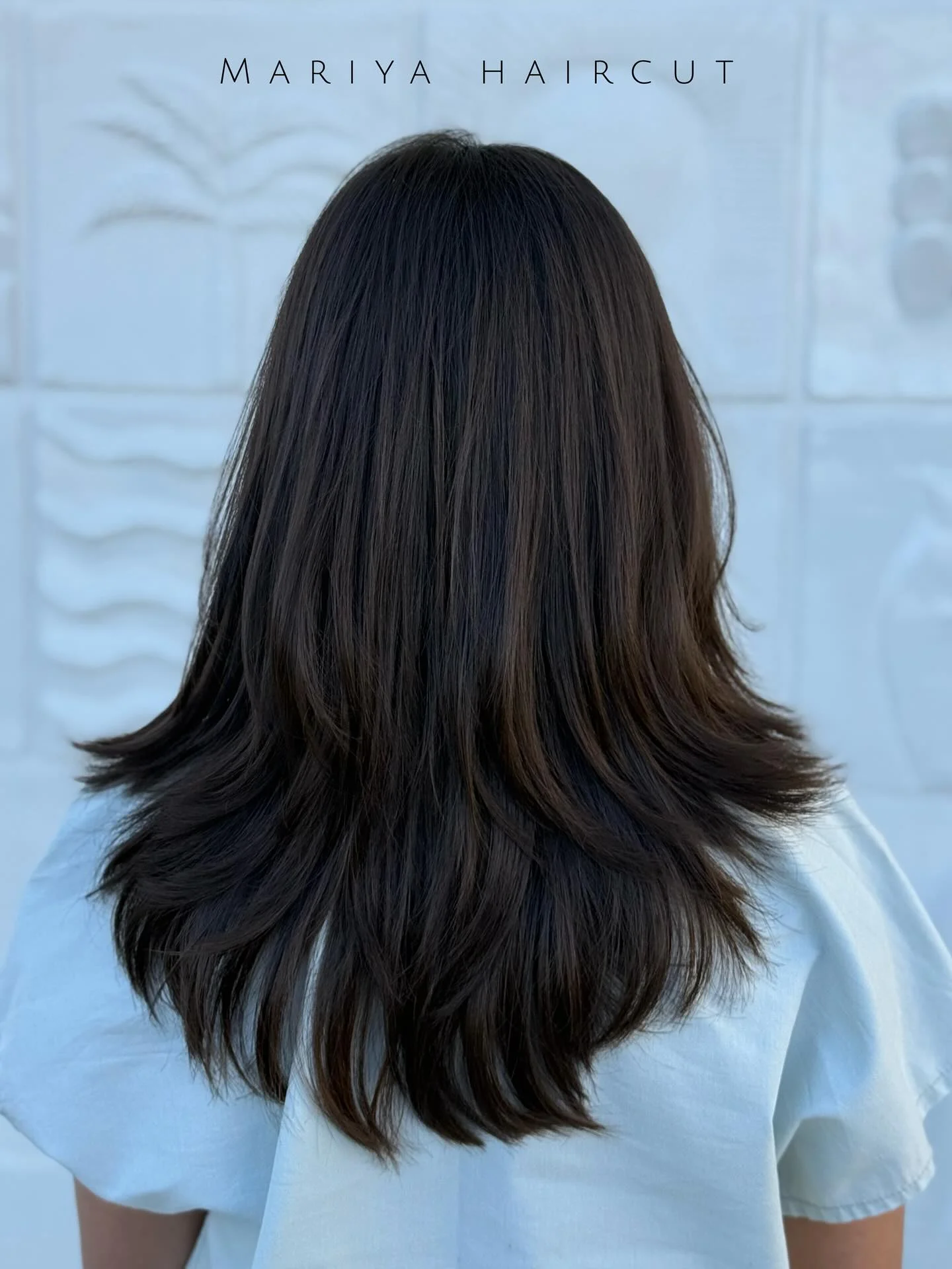 natural summer haircuts for women over 30 2026 Sleek Straight Cut With Minimal Layers