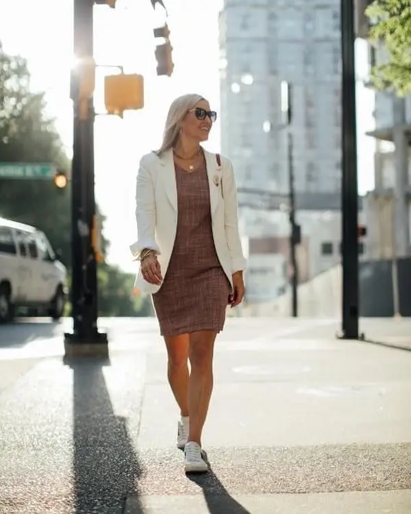 summer business casual outfit for women 2026 Smart Casual Dresses With Sneakers For City Days
