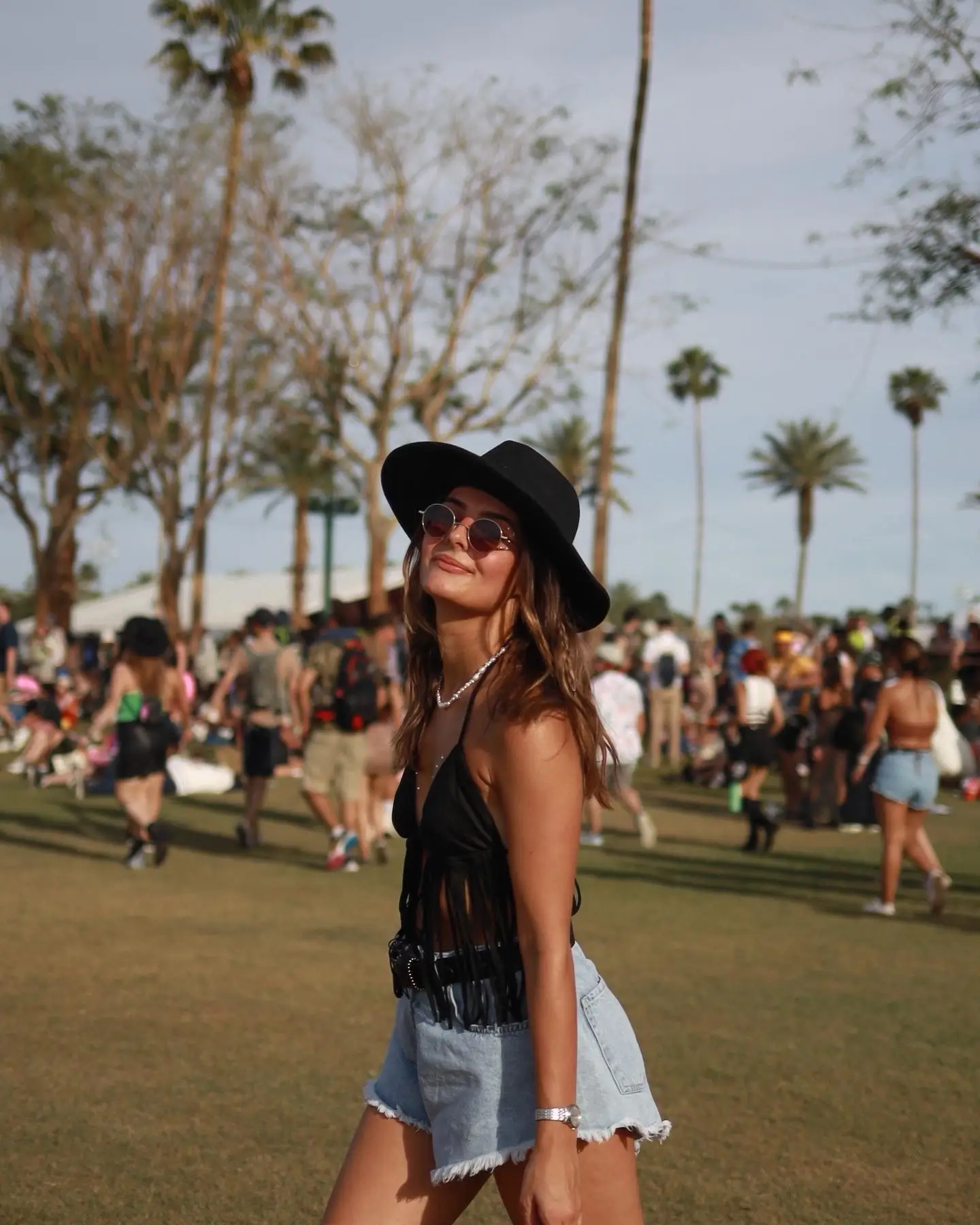 summer rave outfit for women 2026 Classic Black Fringe With Effortless Denim