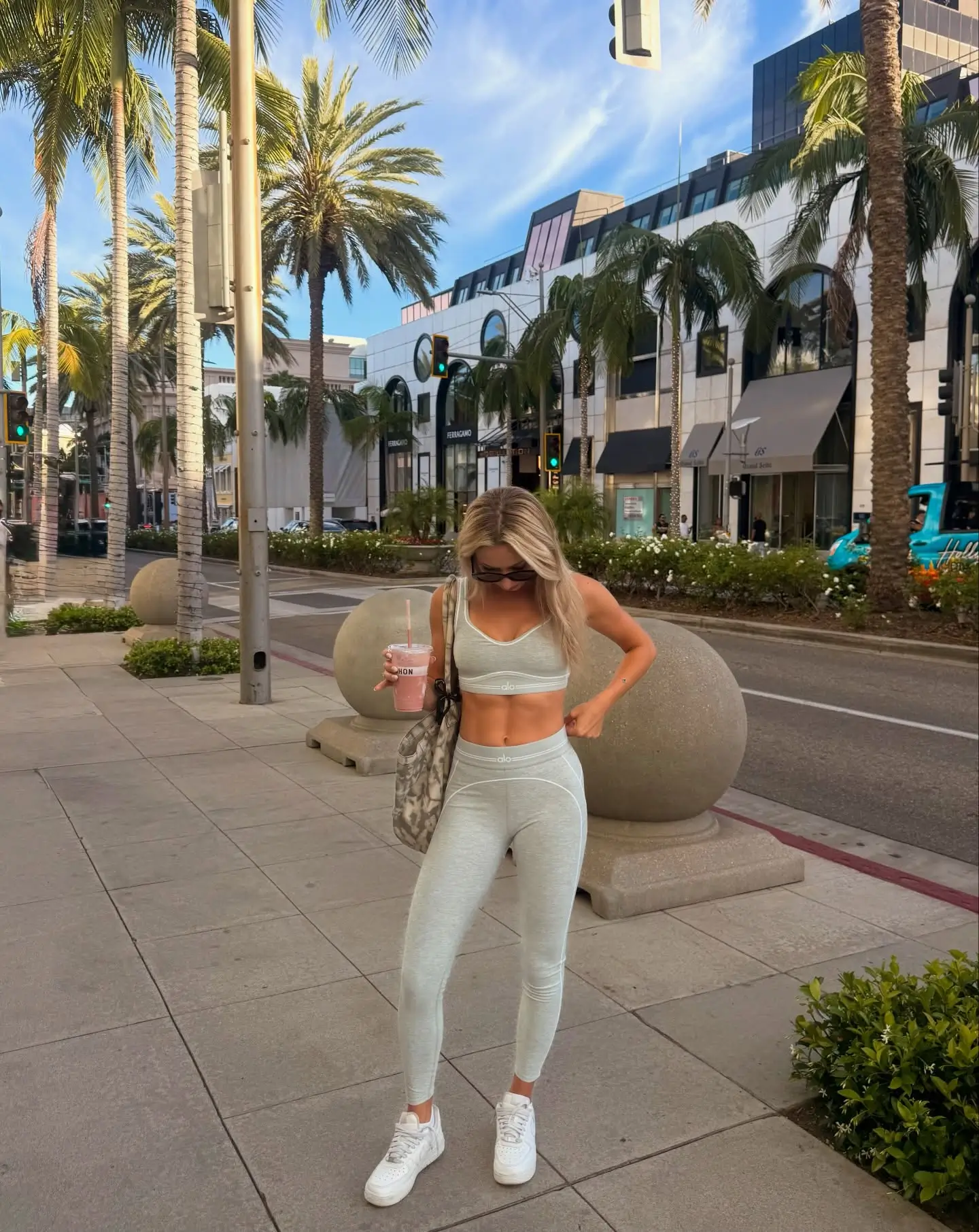 summer gym for women 2026 Monochrome Minimalism On The Move