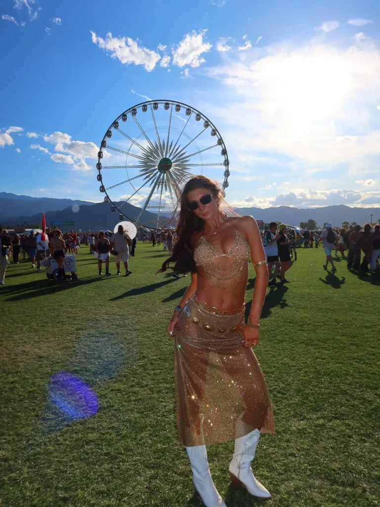 24 Summer Rave Outfits For Women 2026 - Festival Style Inspo You’ll Want To Copy