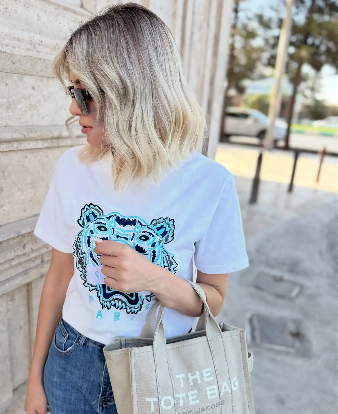 low maintenance summer ombre hair color 2026 Soft Blonde Ombre Bob With Airy Summer Texture