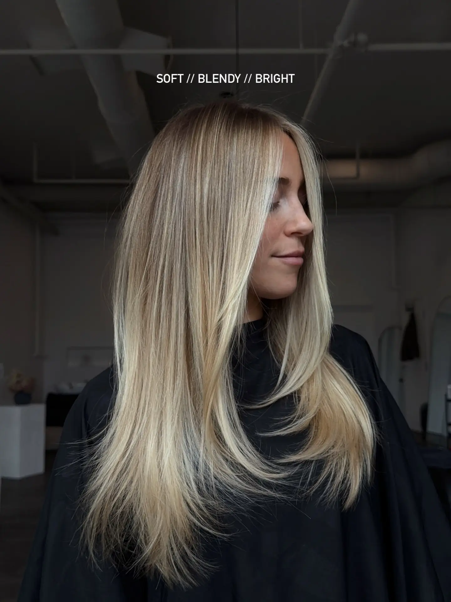 summer hair color ideas 2026 Soft Platinum Blonde With Sleek Layers