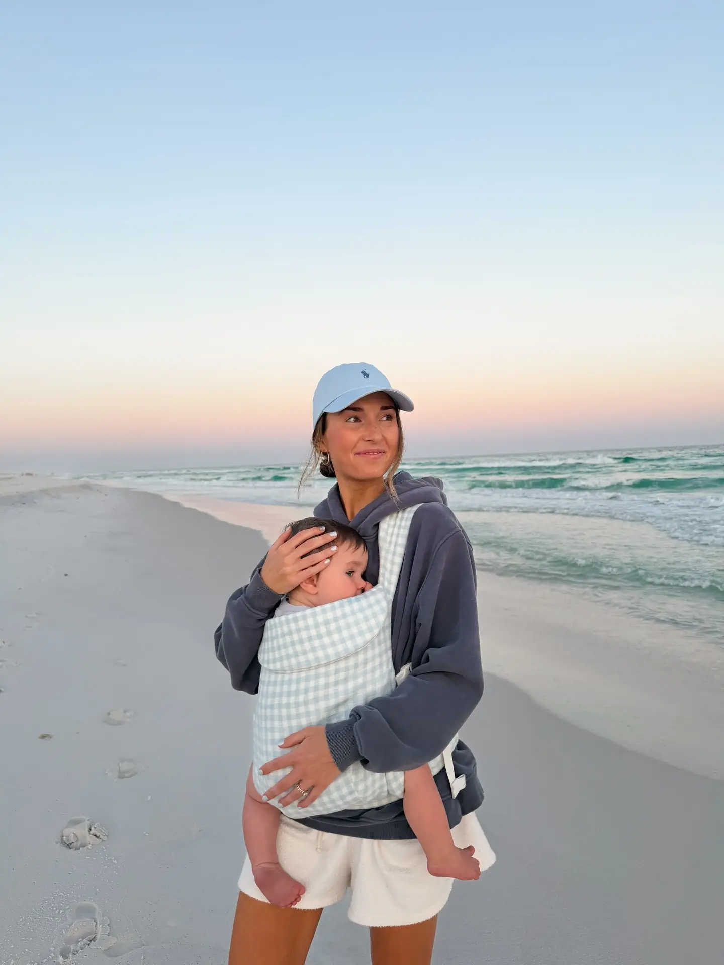 stylish mom outfits summer 2026 Coastal Comfort And Off Duty Ease