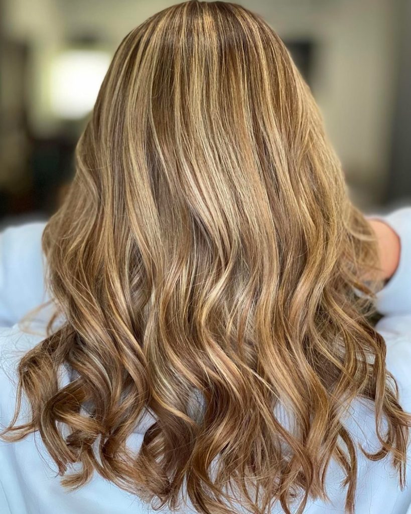 21 Lived-In Summer Honey Blonde Hair Color 2026 Ideas You’ll Want To Try
