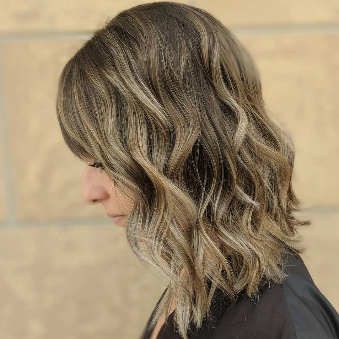 stylish summer lob haircut 2026 Soft Layered Beige Lob With Airy Movement