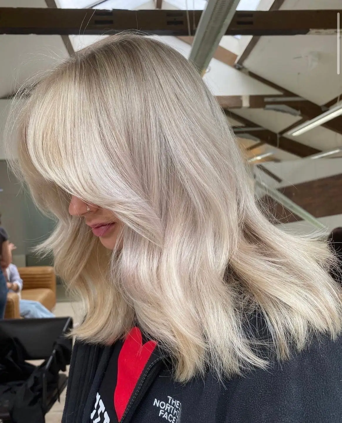 summer blonde hair color 2026 Soft Layered Champagne Blonde With Face Framing Flow