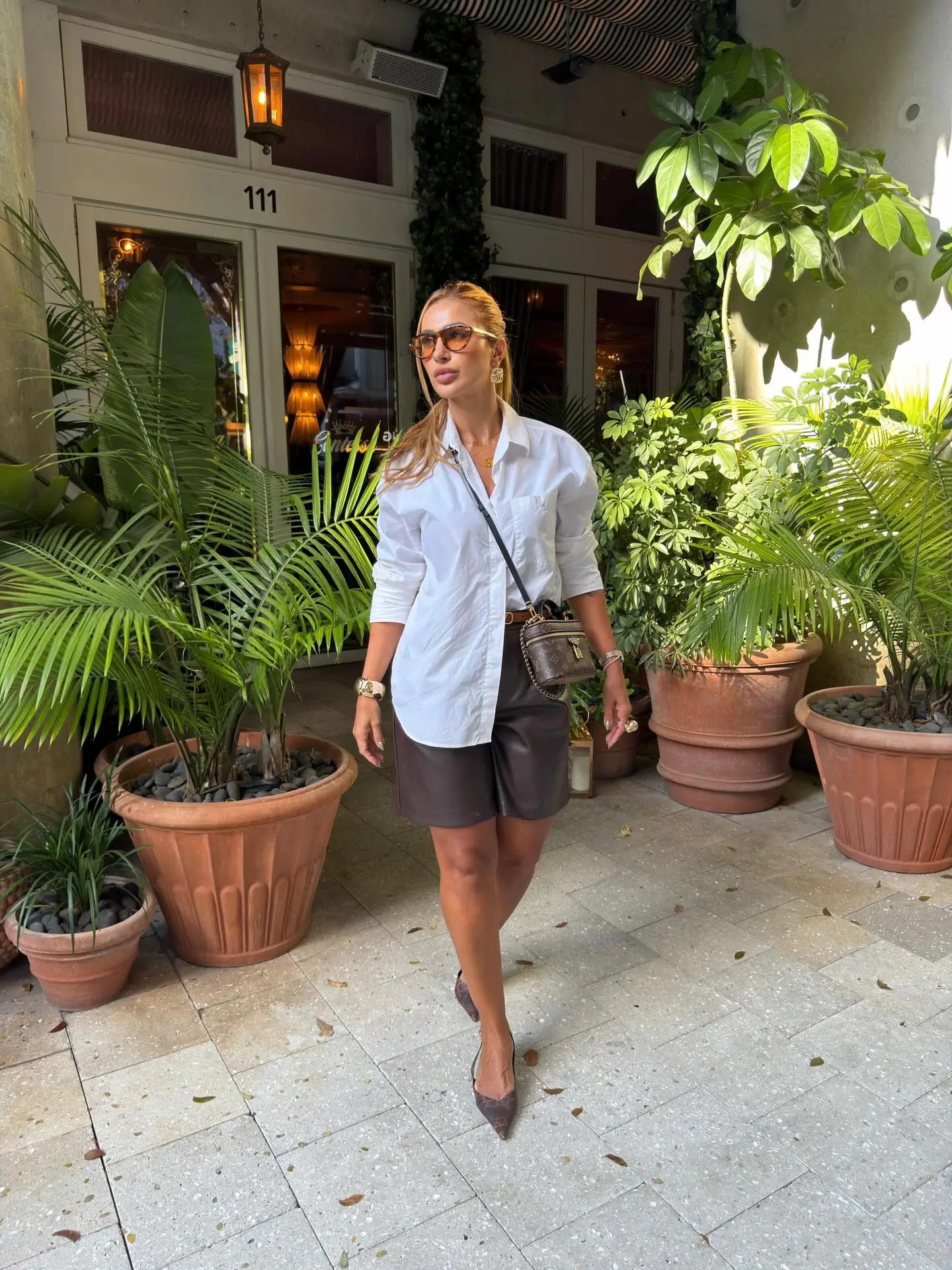 summer business casual outfit for women 2026 Relaxed Shirt And Tailored Shorts For Modern Office Days