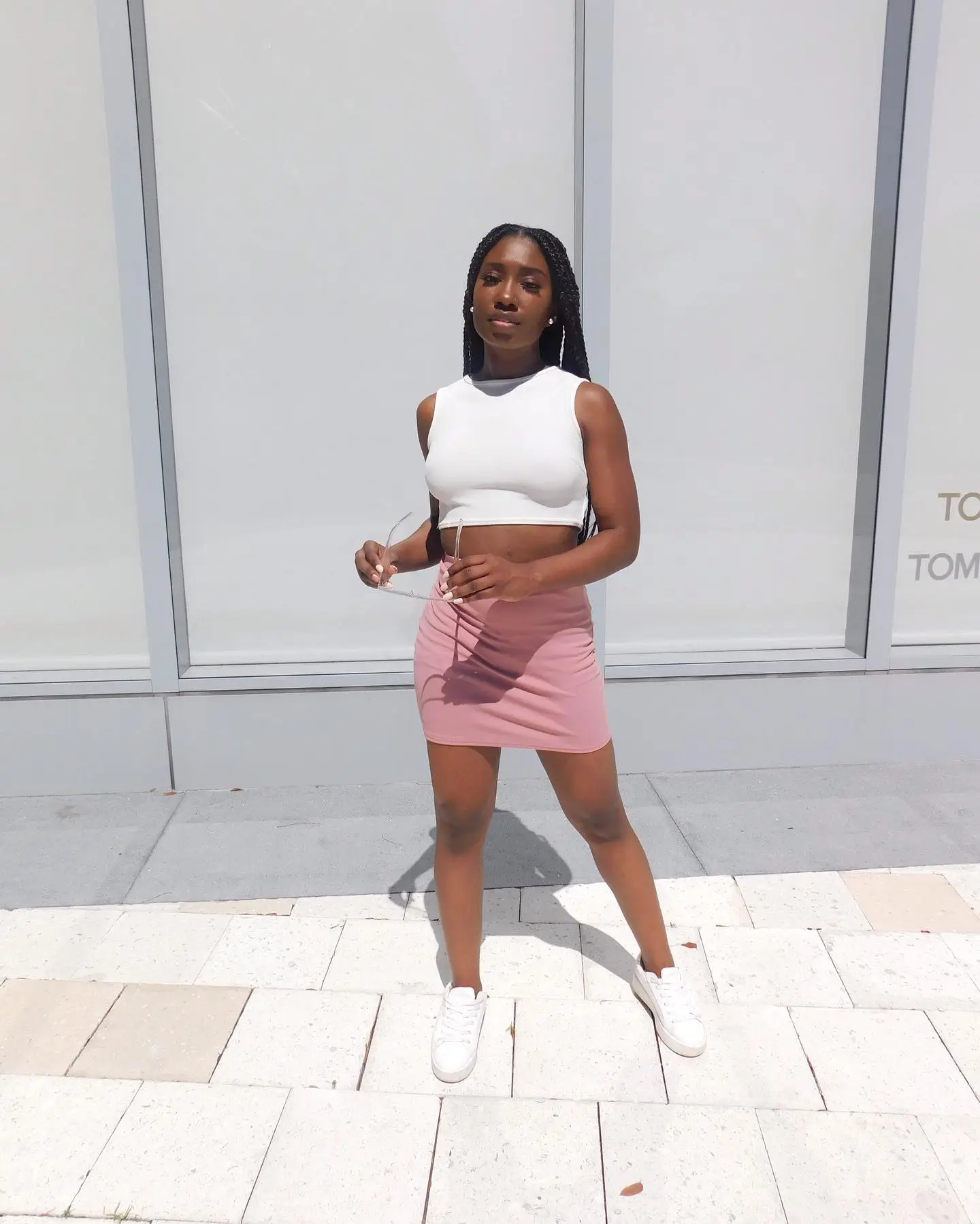 trendy summer outfits for black woman 2026 Crisp White And Pink Combo That Defines Clean Girl Summer