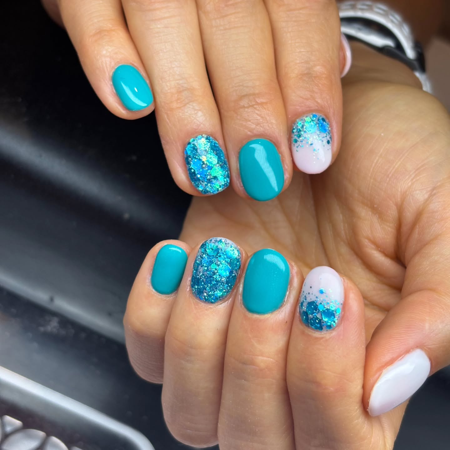summer glitter nails 2026 Turquoise Ocean Sparkle For Sunny Days