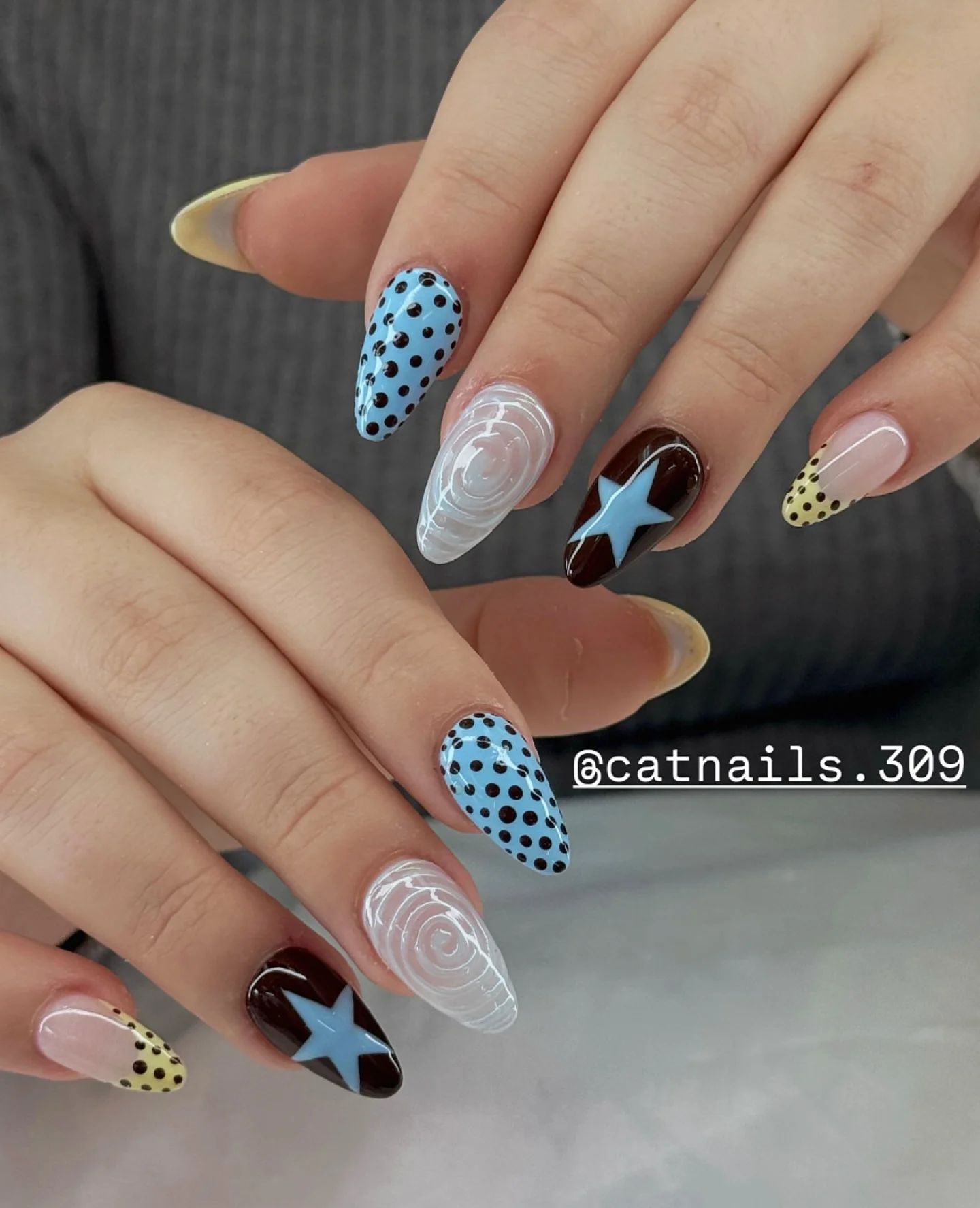 June Nails Ideas 2026 - Summer Trends 2026 Graphic Polka Dot And Star Nails With Cool Girl Contrast