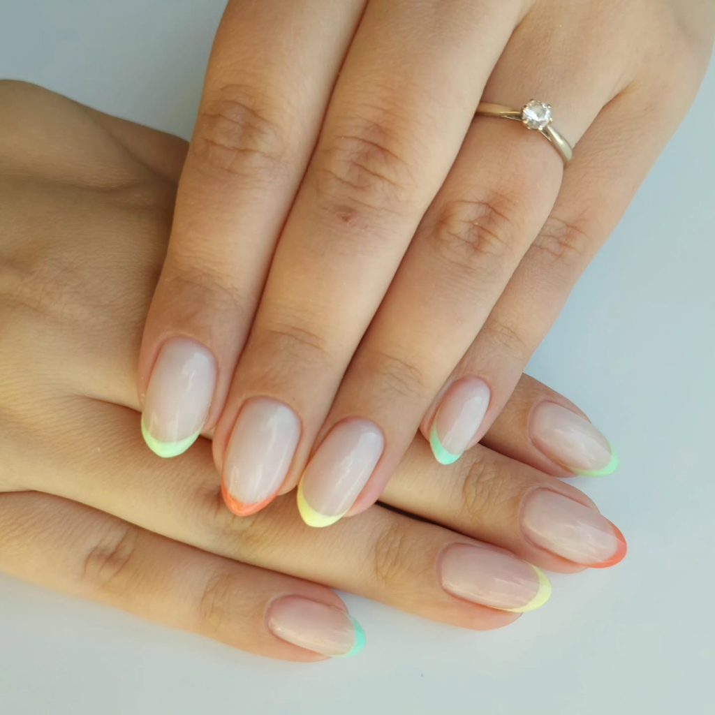 22 Summer French Tip Nails 2026 - Bright, Cute & Trendy Manicure Ideas