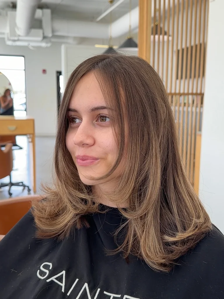 22 Light Summer Haircuts For Medium Hair 2026 That Feel Effortless And Fresh