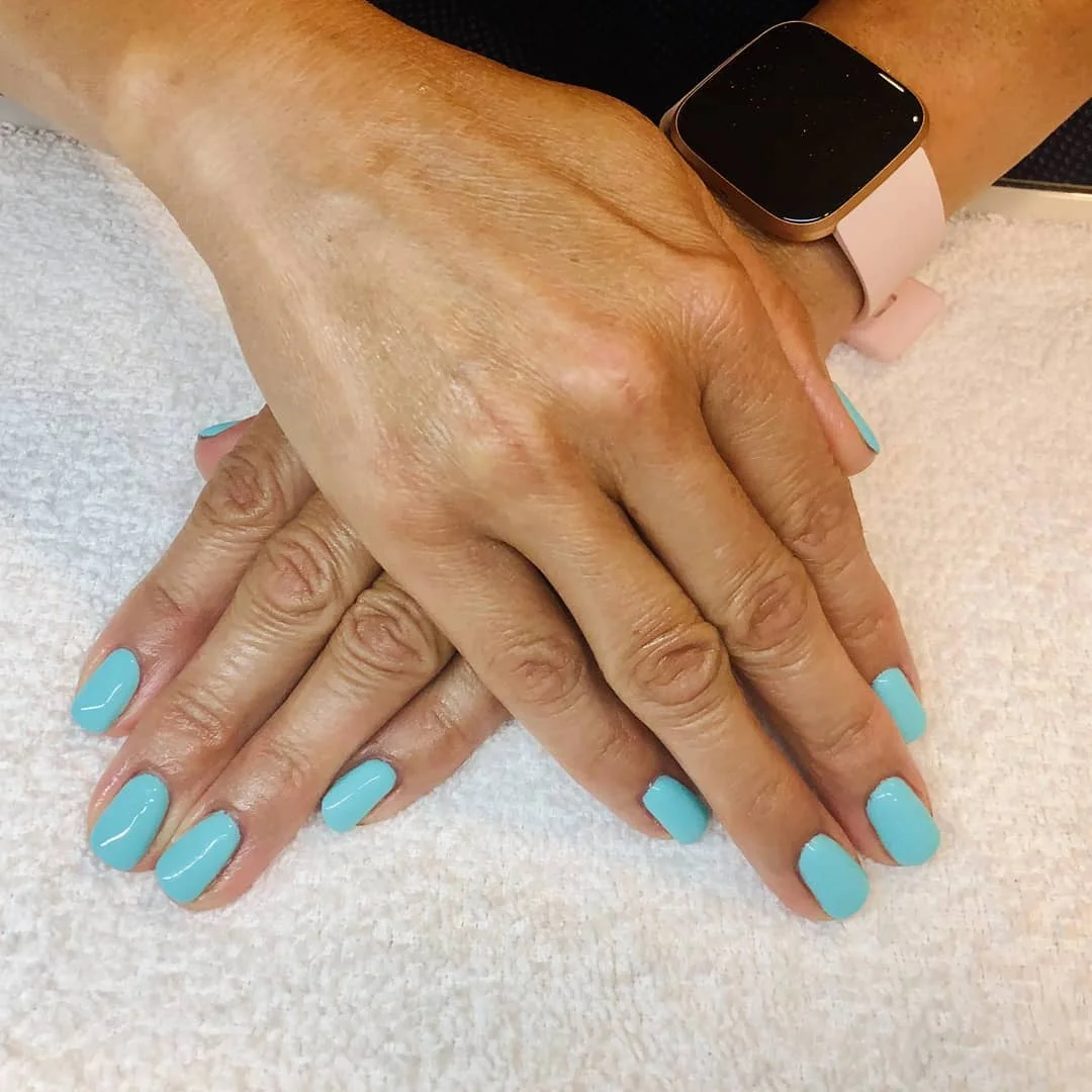 summer nail colors 2026 Fresh Turquoise Short Summer Nails