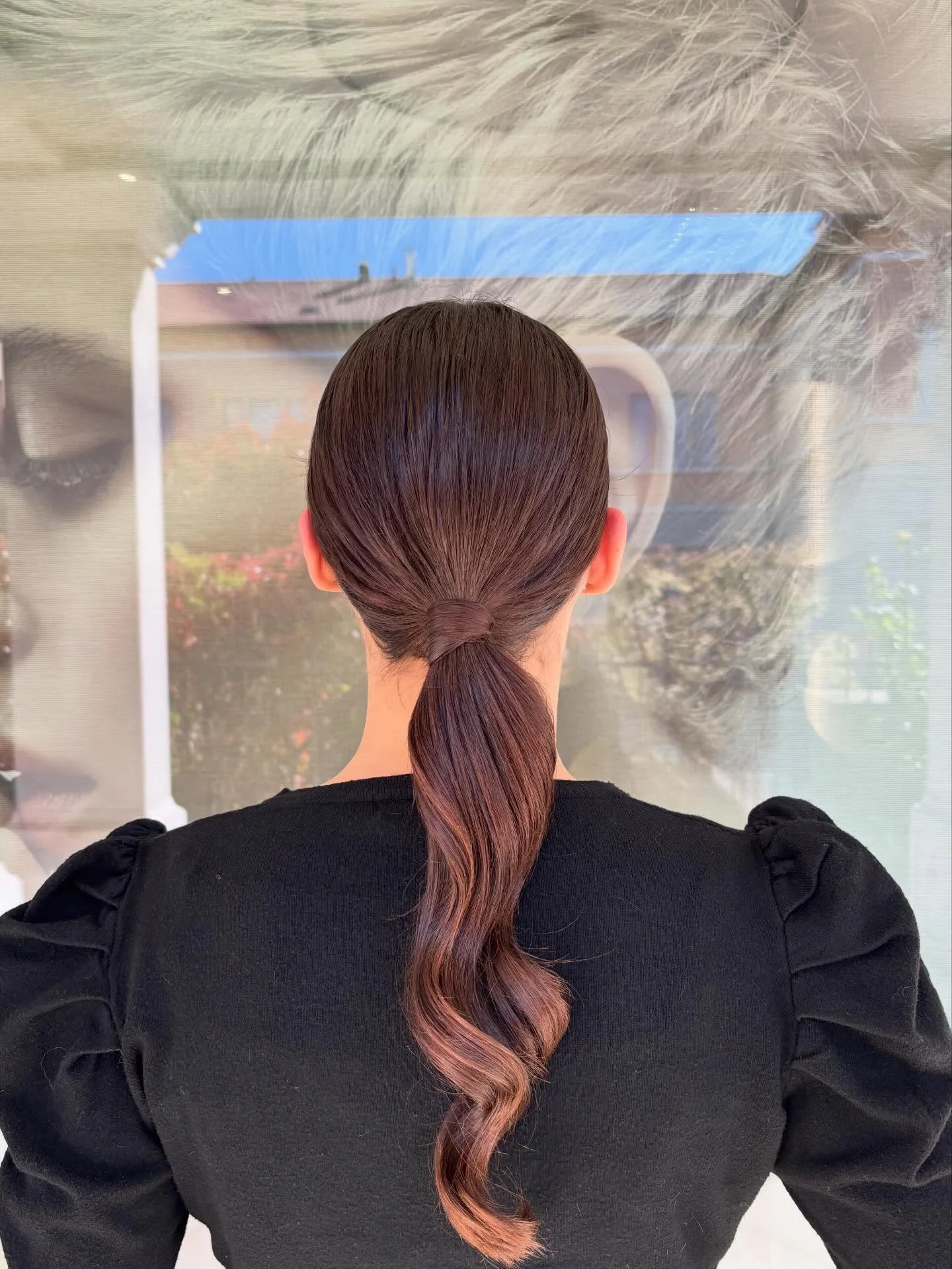 polished summer ponytail hairstyle 2026 Minimalist Low Ponytail With A Sculpted Glossy Finish