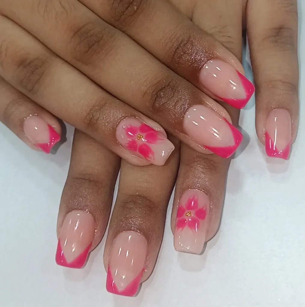 22 Summer French Tip Nails 2026 - Bright, Cute & Trendy Manicure Ideas