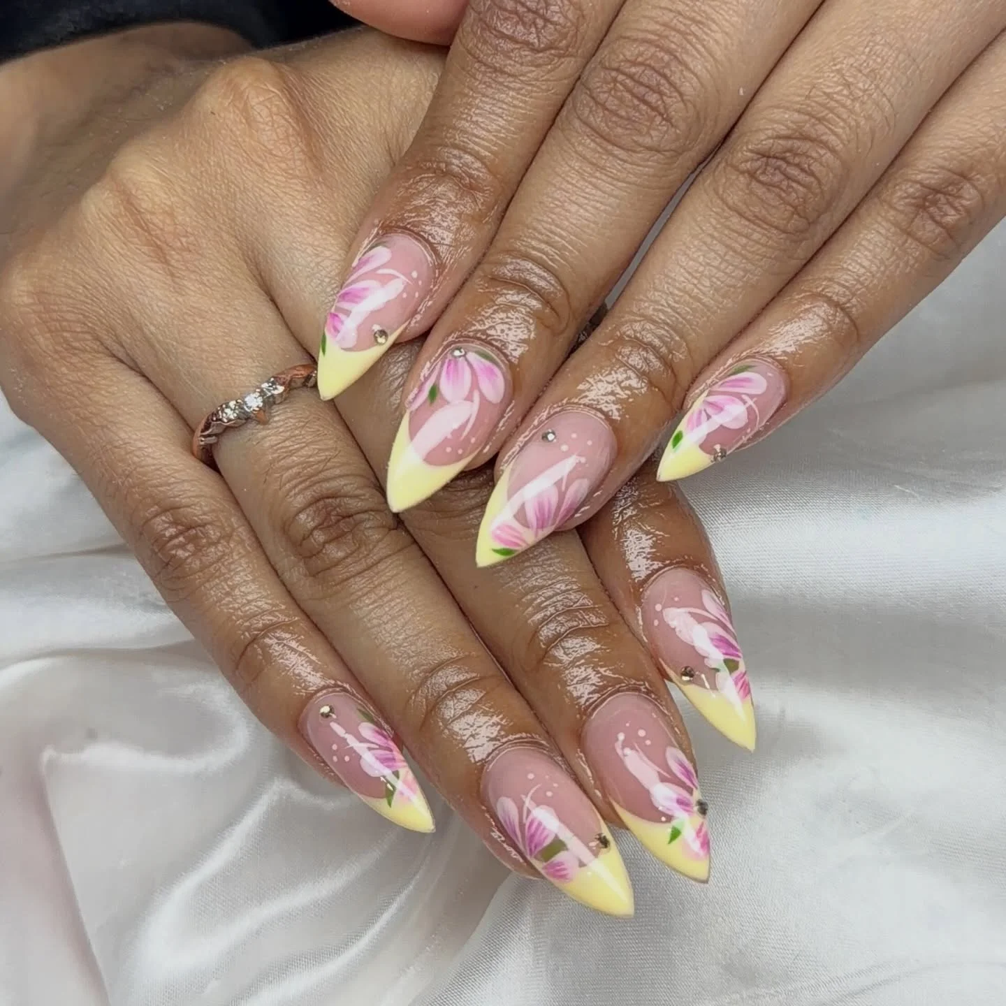 summer acrylic nails 2026 Butter Yellow Floral Stiletto Nails With Romantic Details