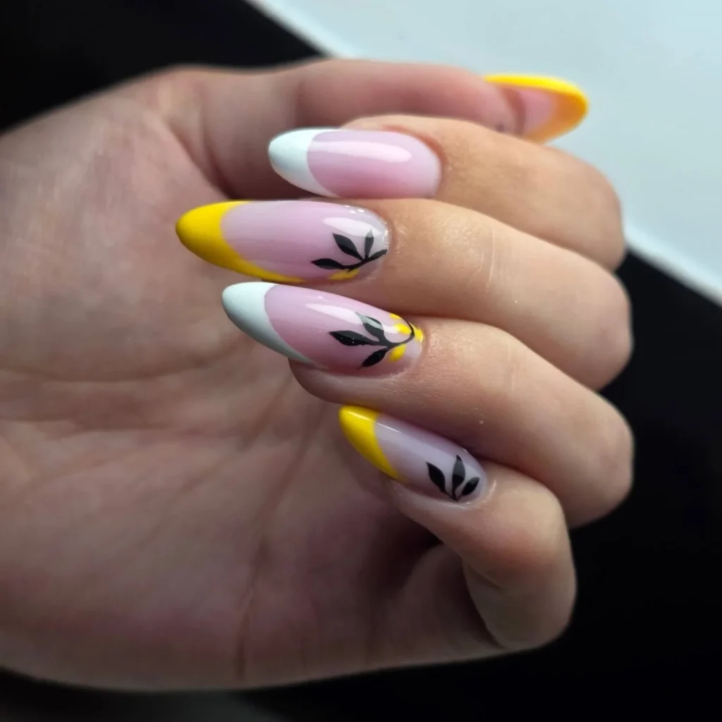 22 Summer French Tip Nails 2026 - Bright, Cute & Trendy Manicure Ideas