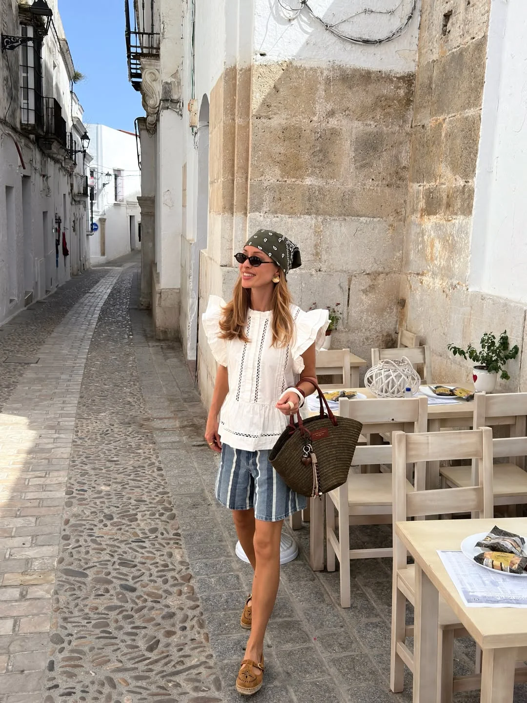 June Outfits Ideas 2026 Romantic Cotton Blouses With Coastal Stripe Shorts