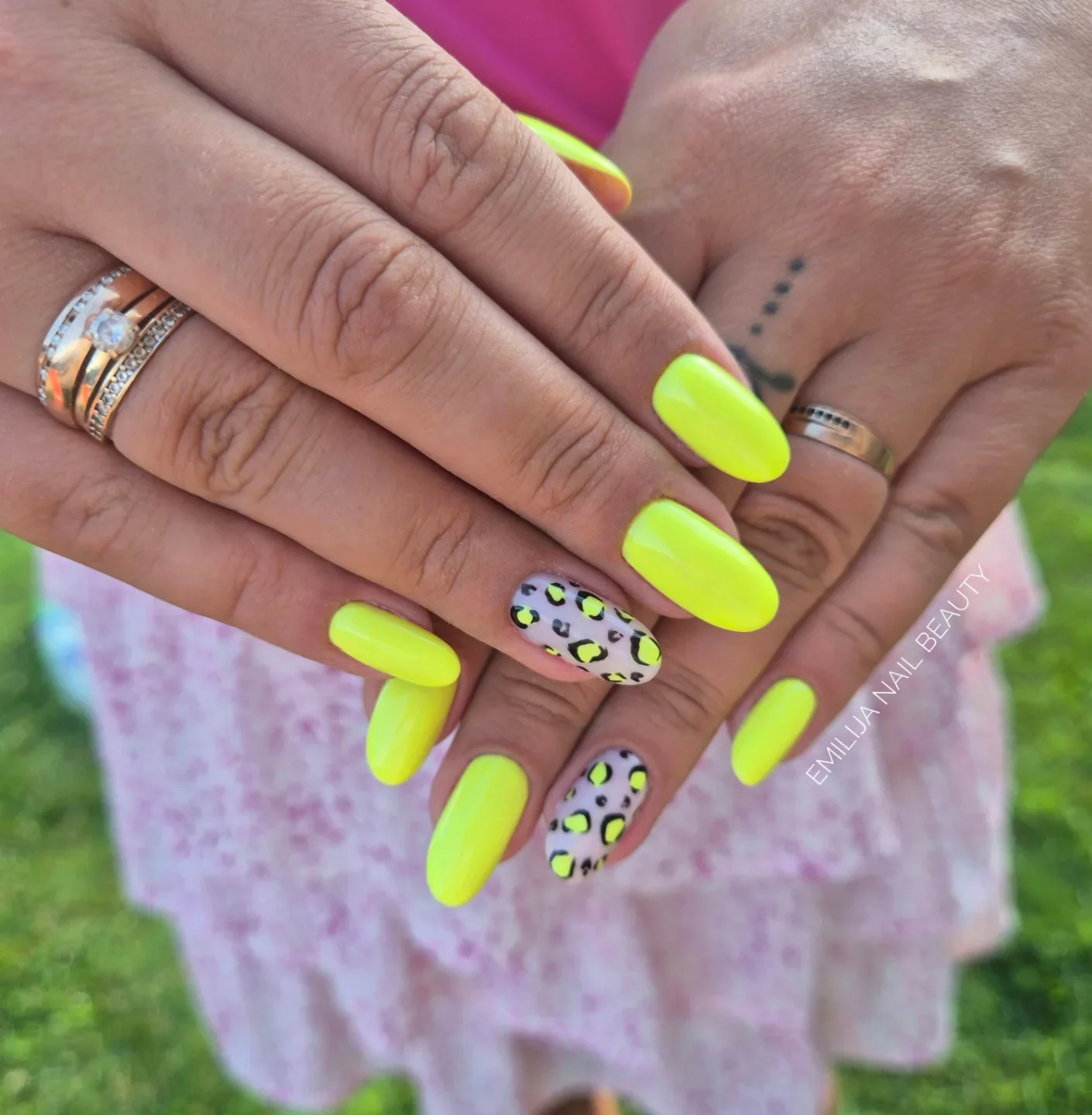 neon summer nails 2026 Neon Lime Leopard Nails With Minimalist Gloss