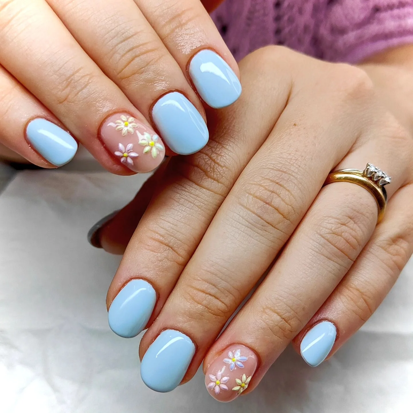light blue summer nails Baby Blue Daisy Nails With Fresh Minimal Summer Style