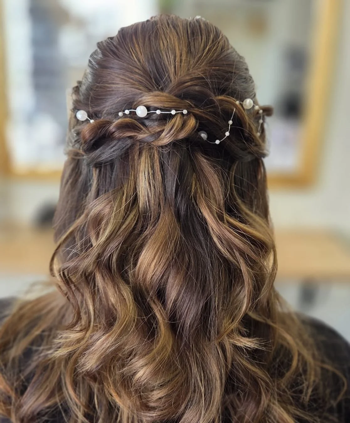 messy summer wavy hairstyle 2026 Romantic Pearl Twisted Half-Up Waves