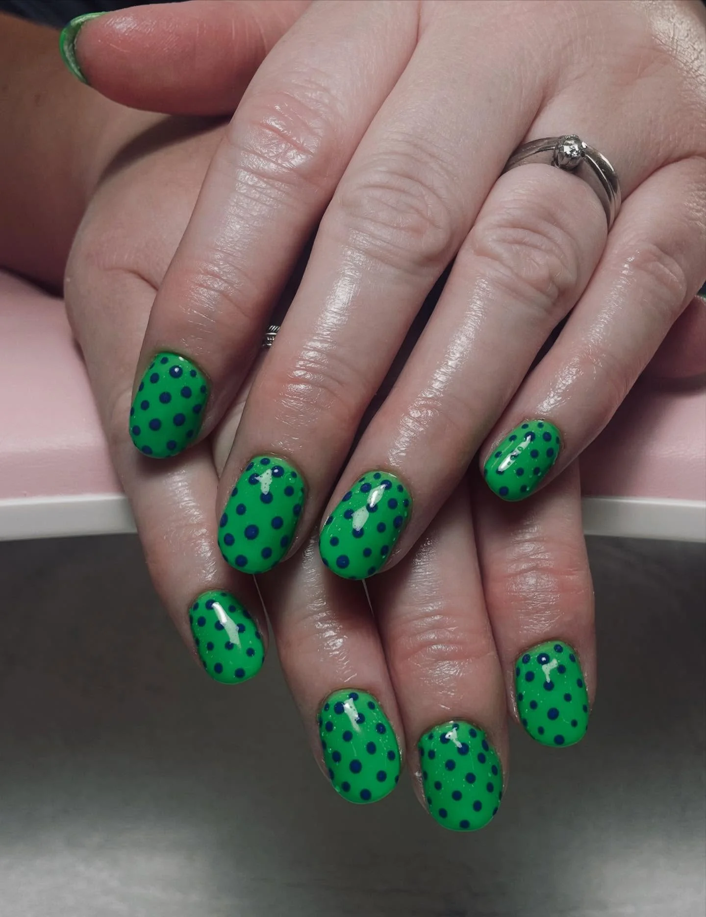 polka dot summer nails 2026 Emerald Green Polka Dots With A Vintage Mood