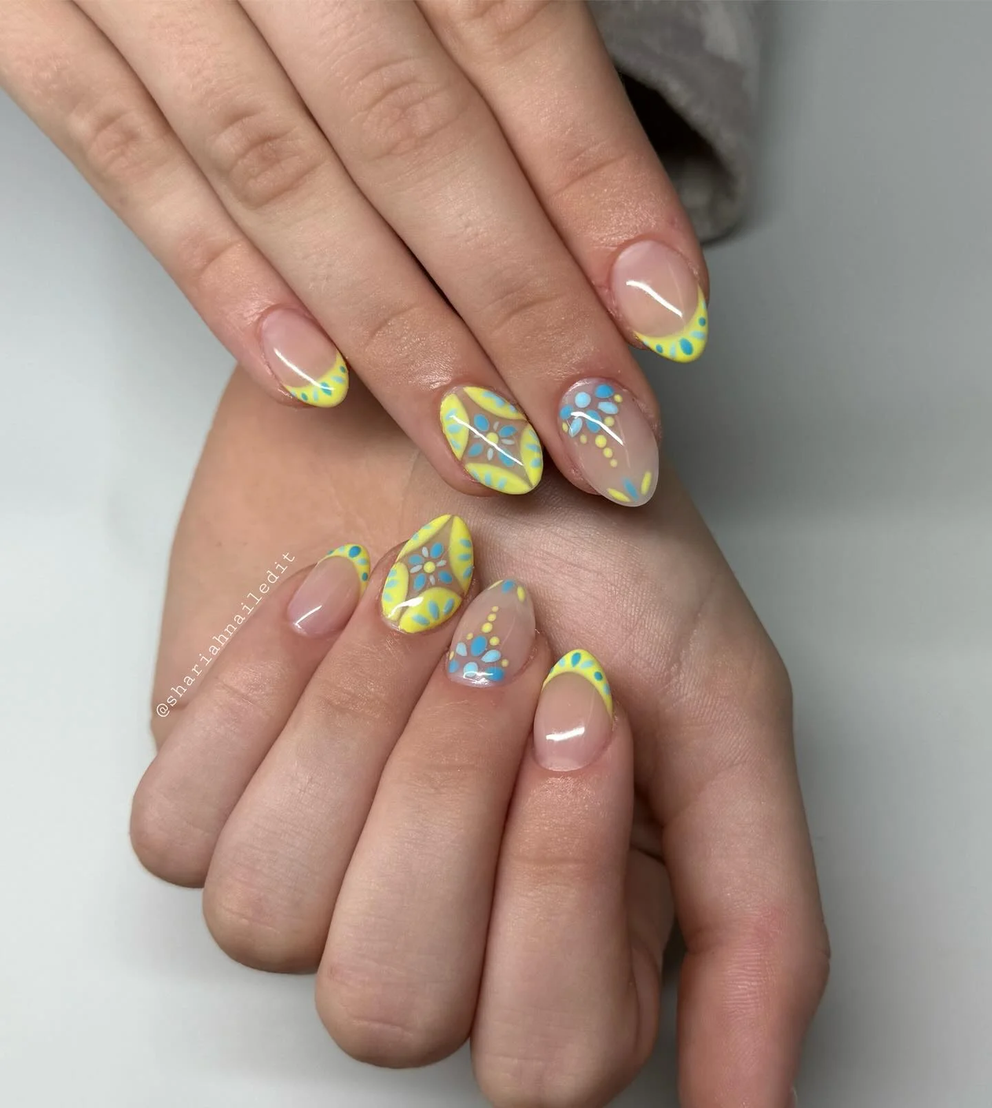 light summer nails 2026 Butter Yellow Folk Art French Tips