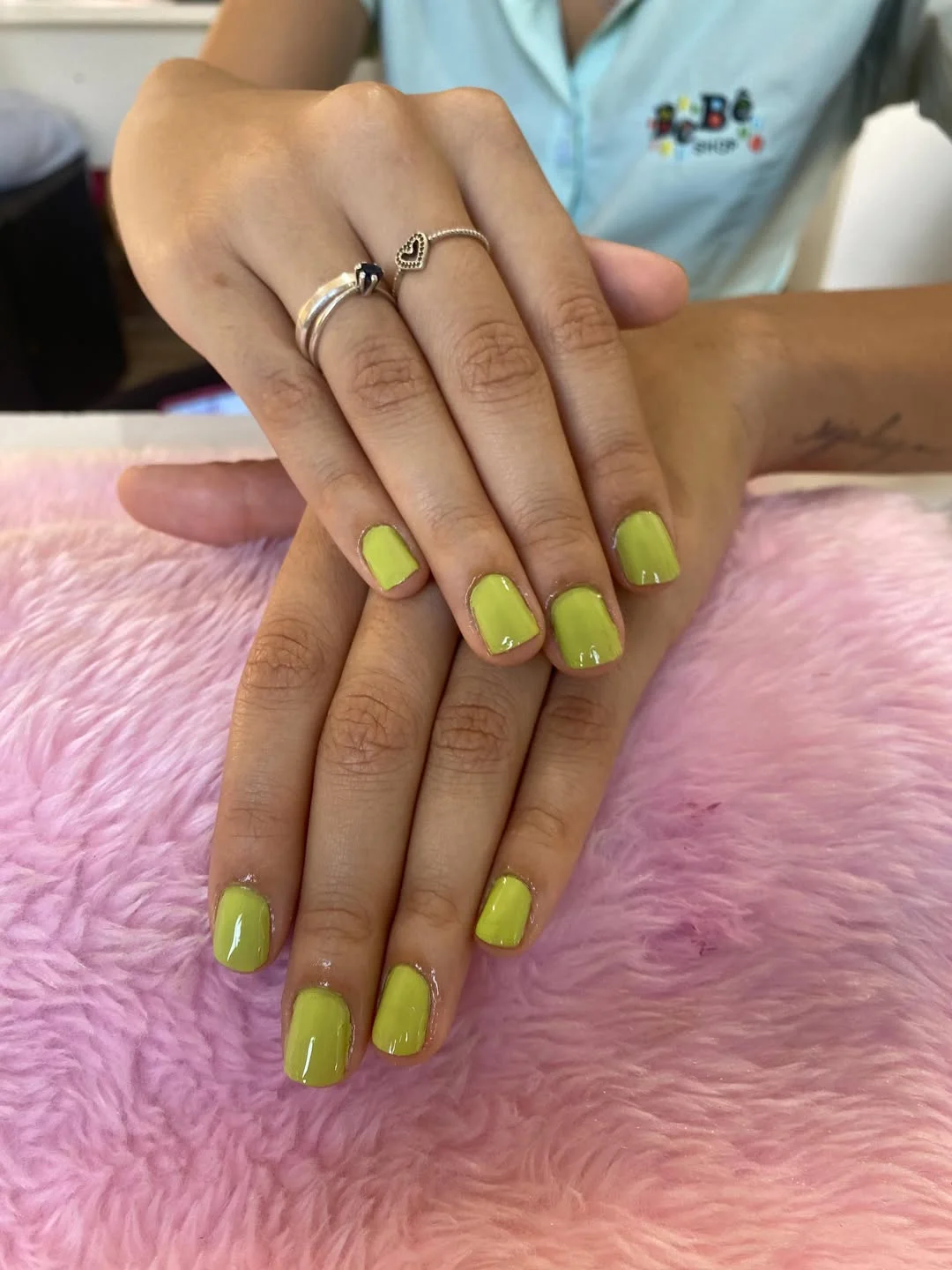 summer manicure color ideas 2026 Pistachio Green Nails That Feel Unexpectedly Chic