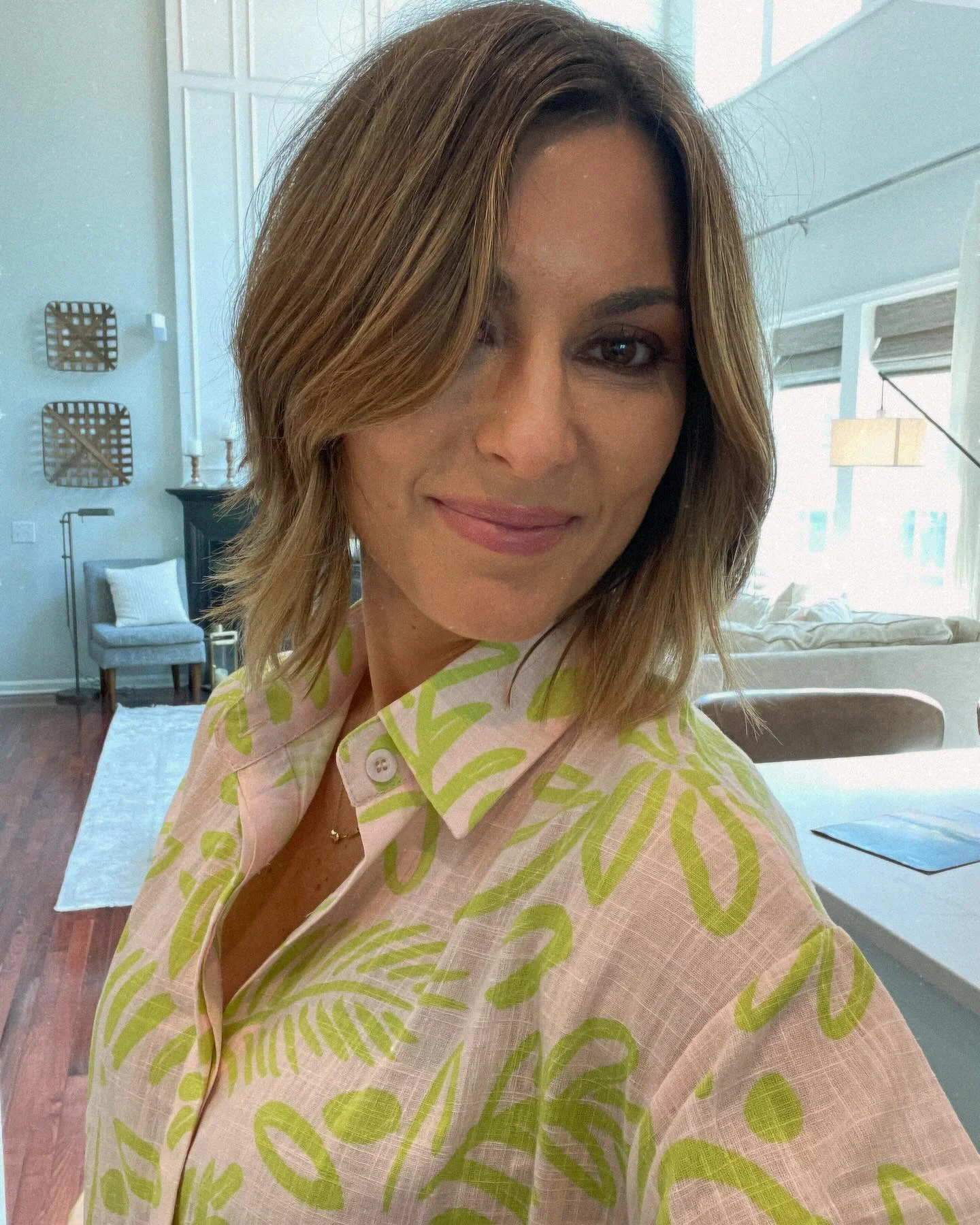 angled summer bob haircut 2026 Textured Mid-Length Angle With Soft Side Bangs