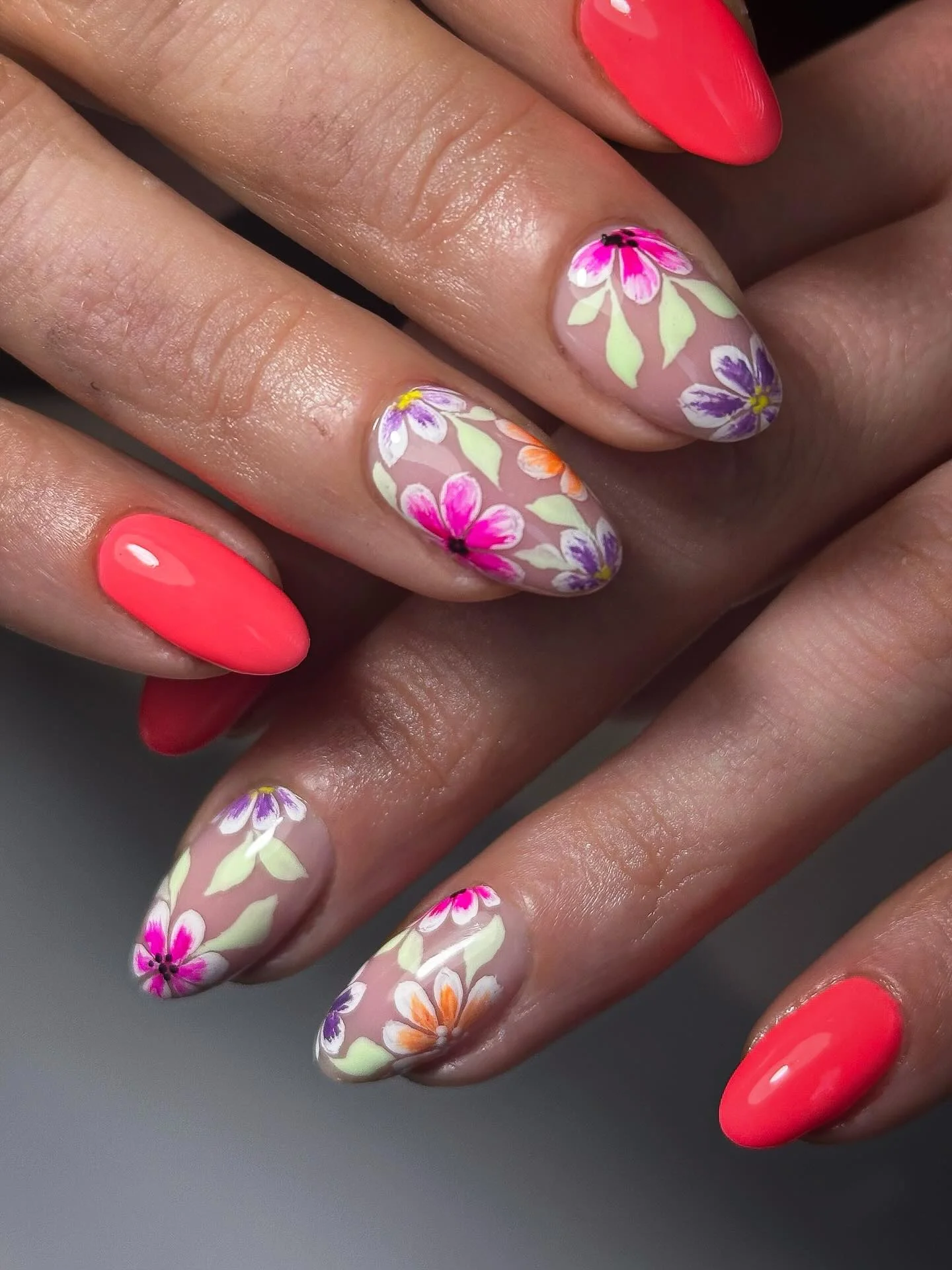 summer nails design 2026 Wildflower Neon Coral Nails