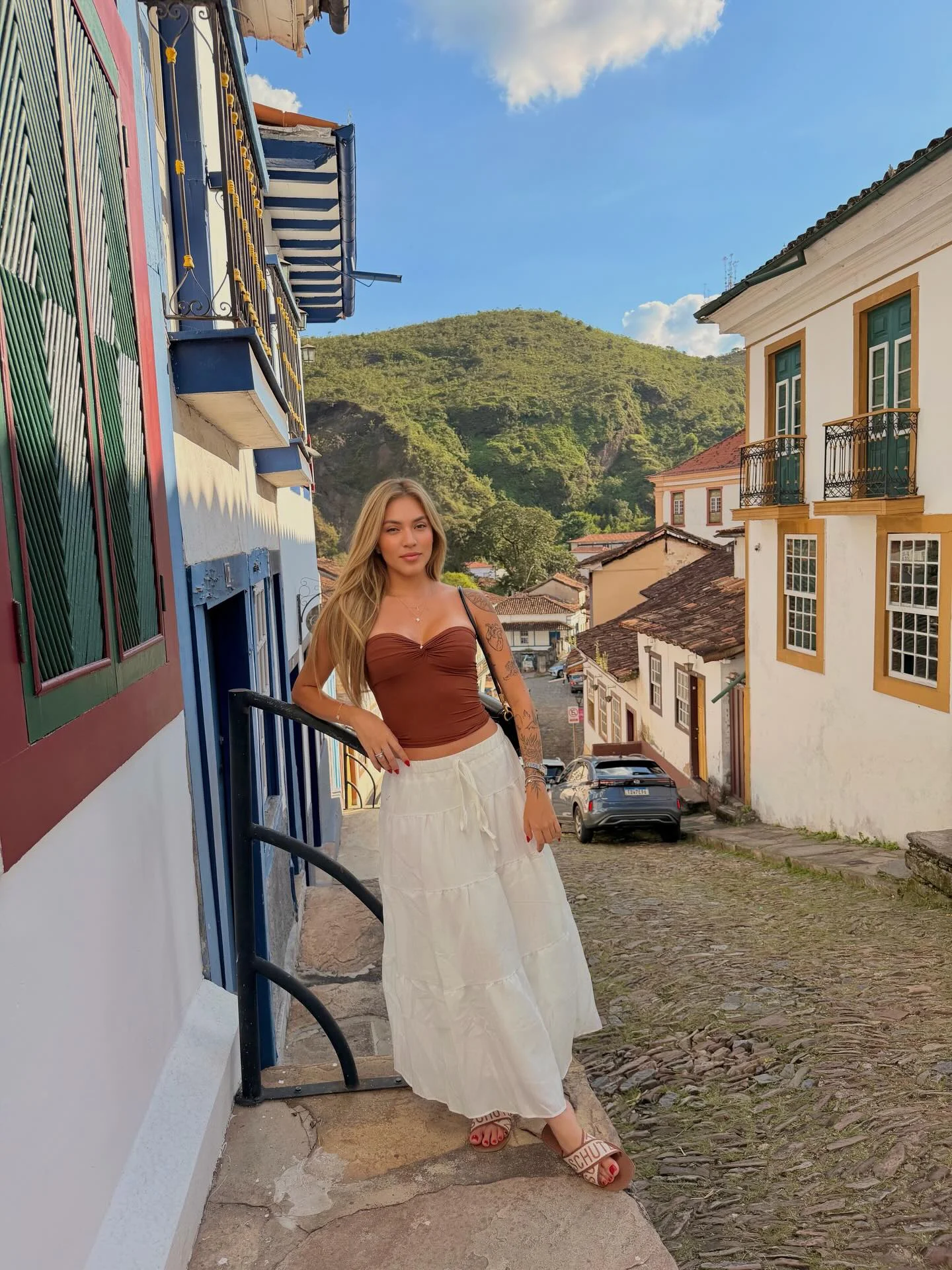 June Outfits Ideas 2026 Romantic White Skirts And Chocolate Brown Tops