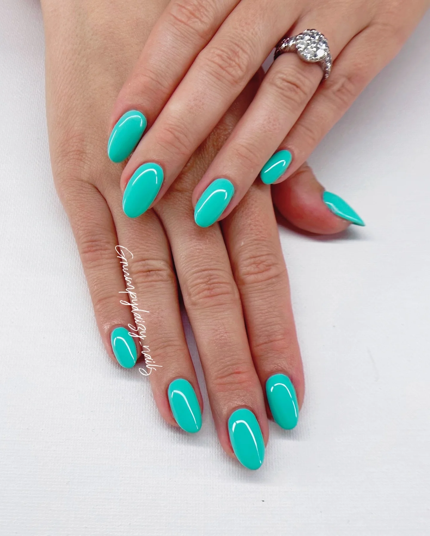 summer nail colors 2026 Soft Aqua Minimalist Summer Nails